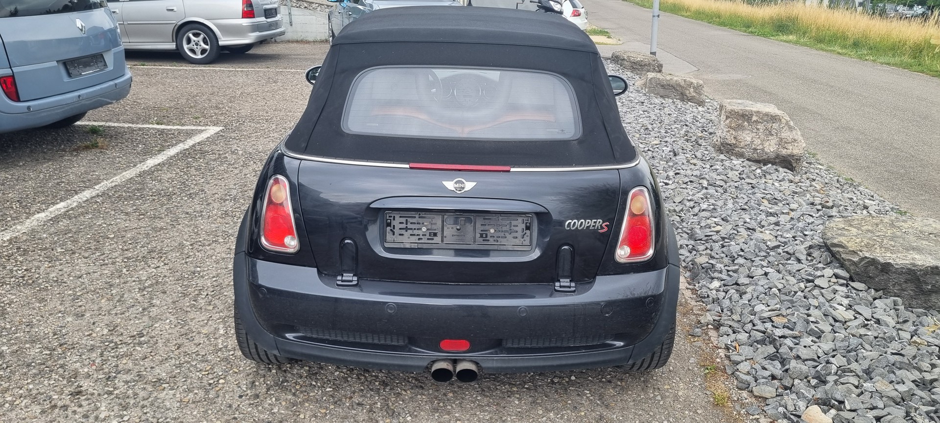 MINI Cooper S Cabriolet-image-6