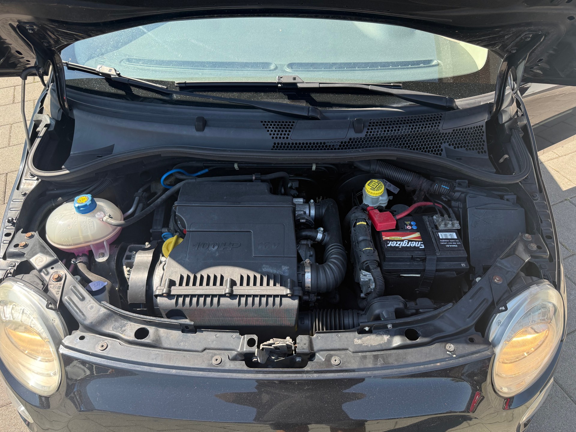 FIAT 500 1.4 16V Sport-image-14