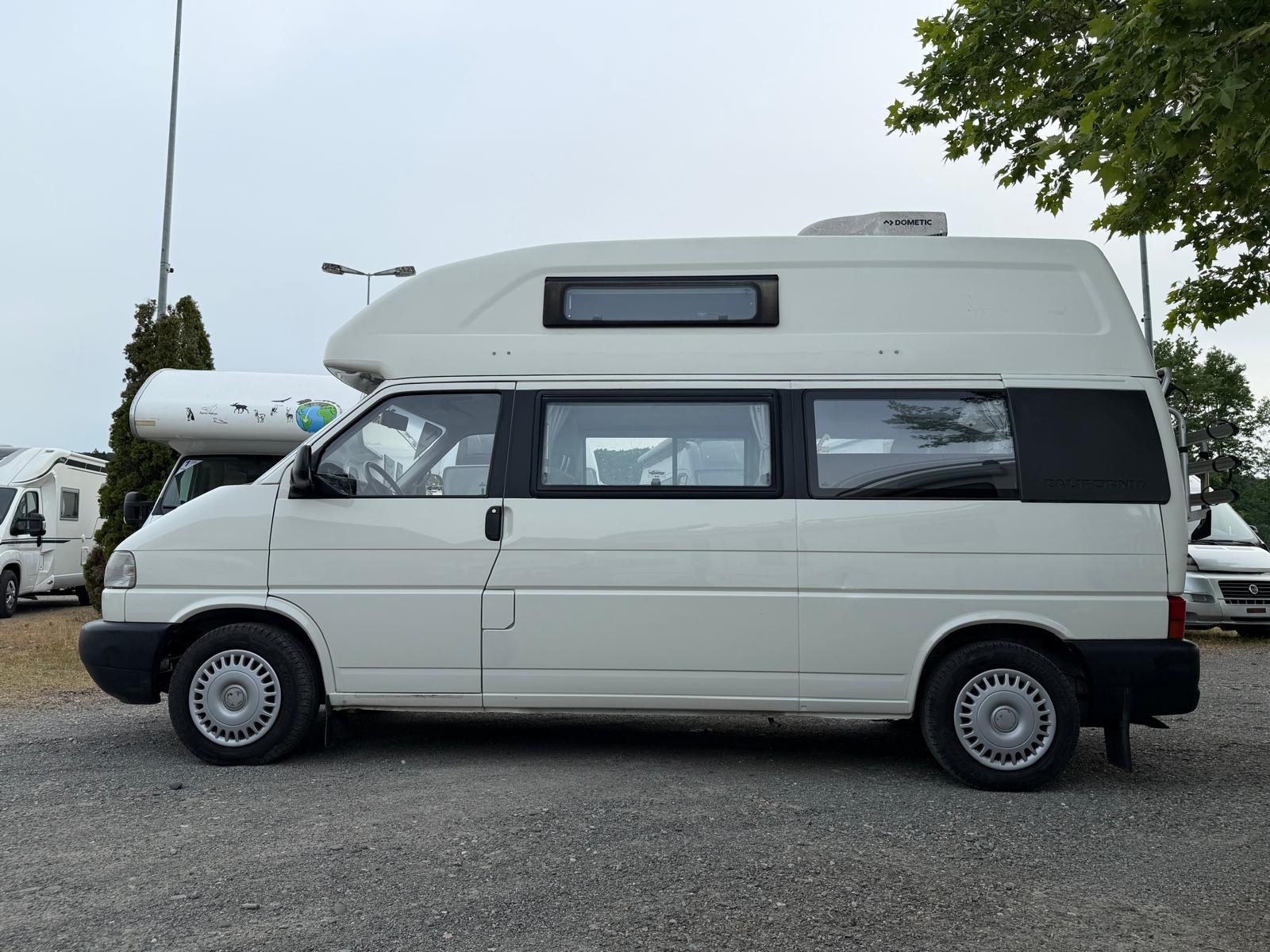VW ***2.5 102PS T4 CALIFORNIA EXCLUSIVE ***HOCHDACH***WOHNRAUM KLIMAANLAGE***4.PERSONEN REISE-SCHLAFEN***-image-2