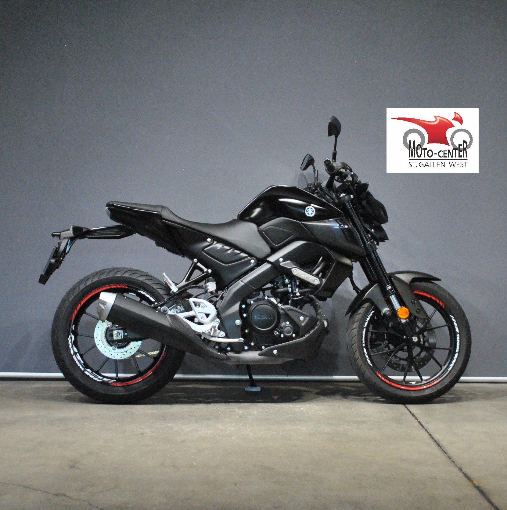 YAMAHA MT-125 ABS-showroom-element-1