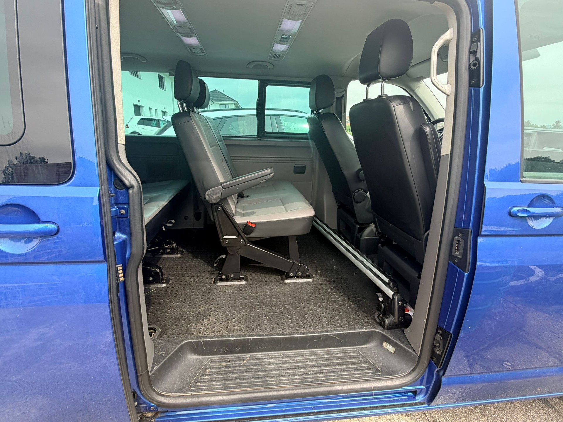VW T6.1-image-4