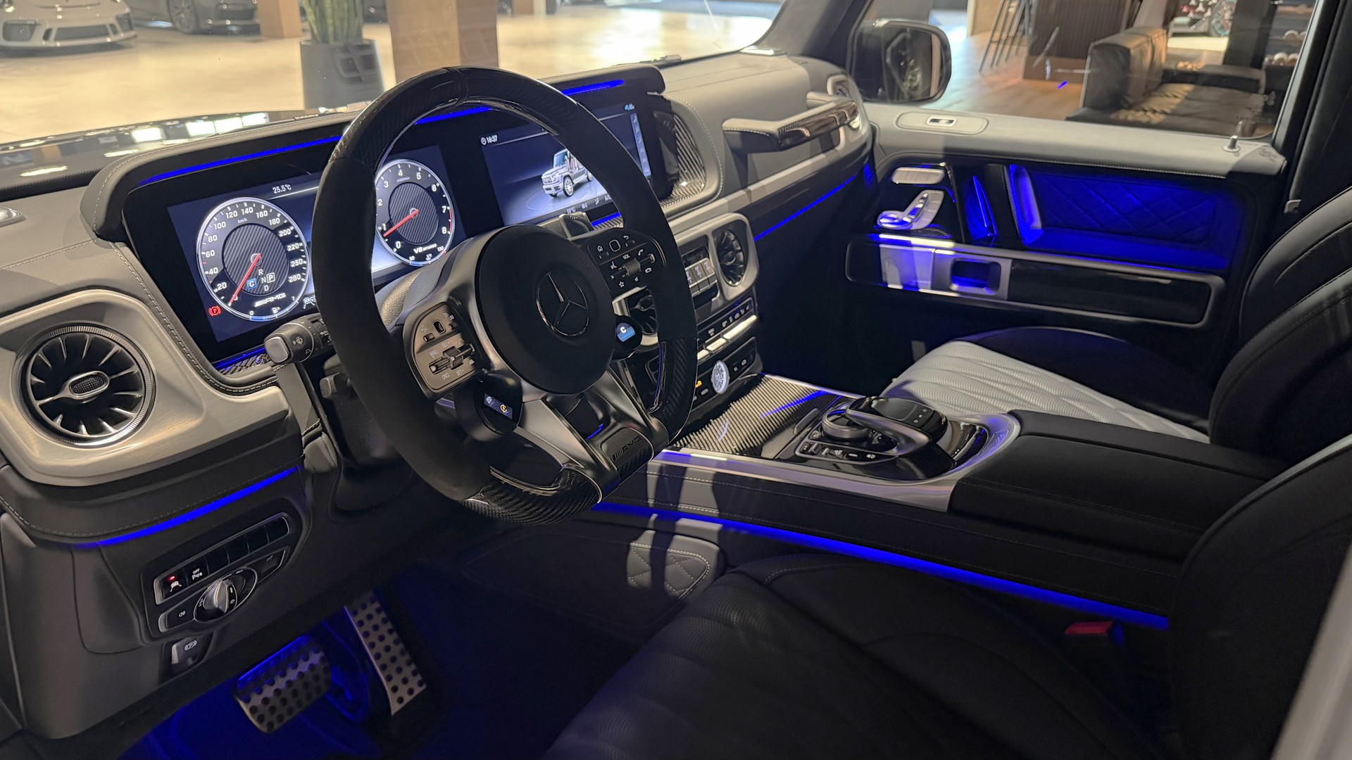 MERCEDES-BENZ G 63 AMG Speedshift Plus G-Tronic-image-5