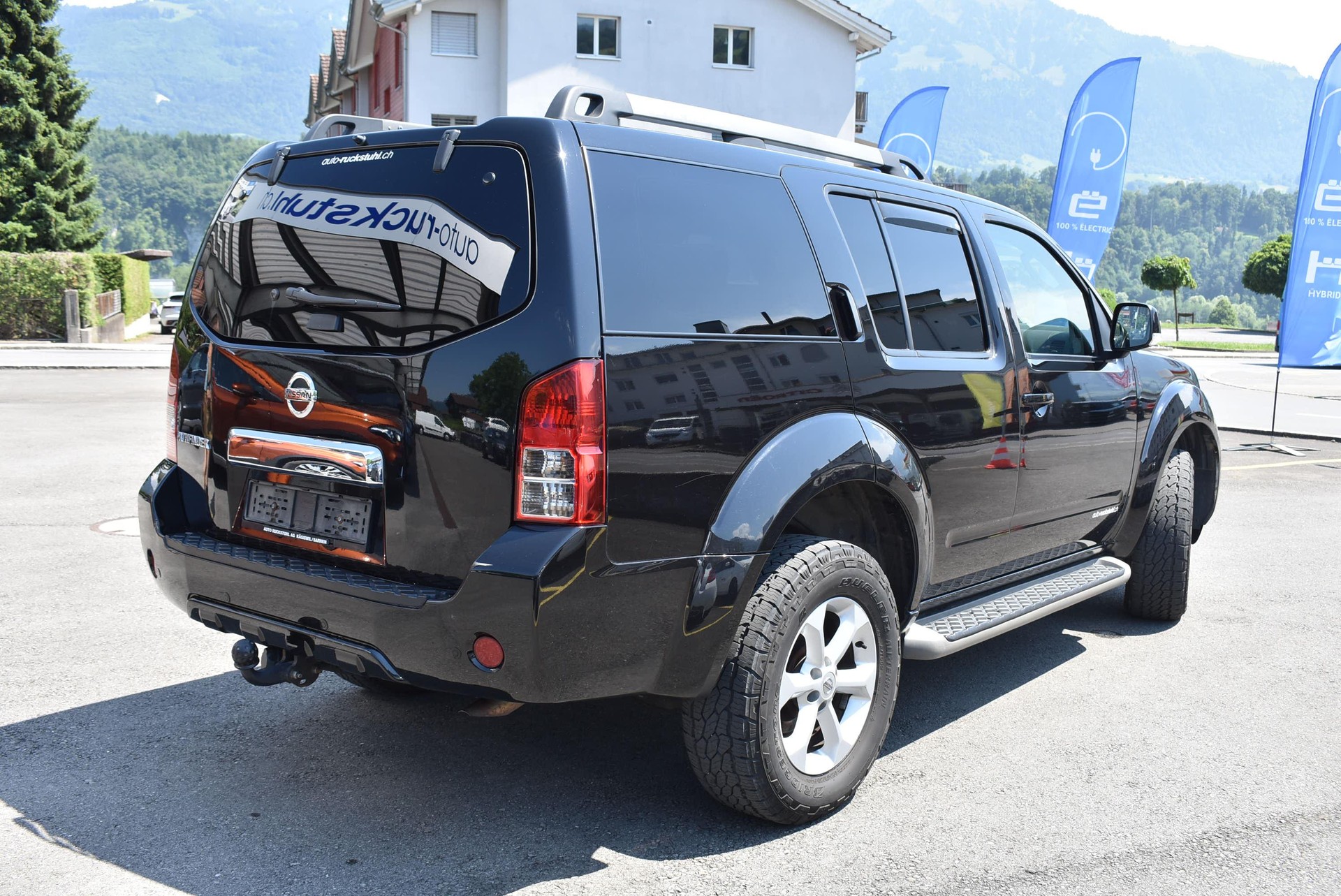 NISSAN Pathfinder 2.5 dCi Platinum-image-4