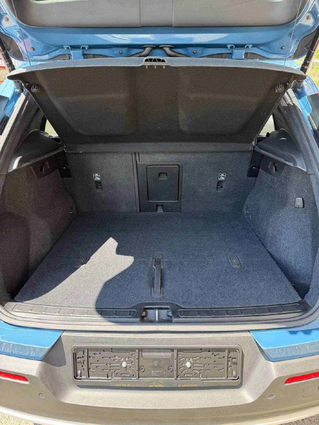 VOLVO XC40 2.0 B3 MH Core-image-7
