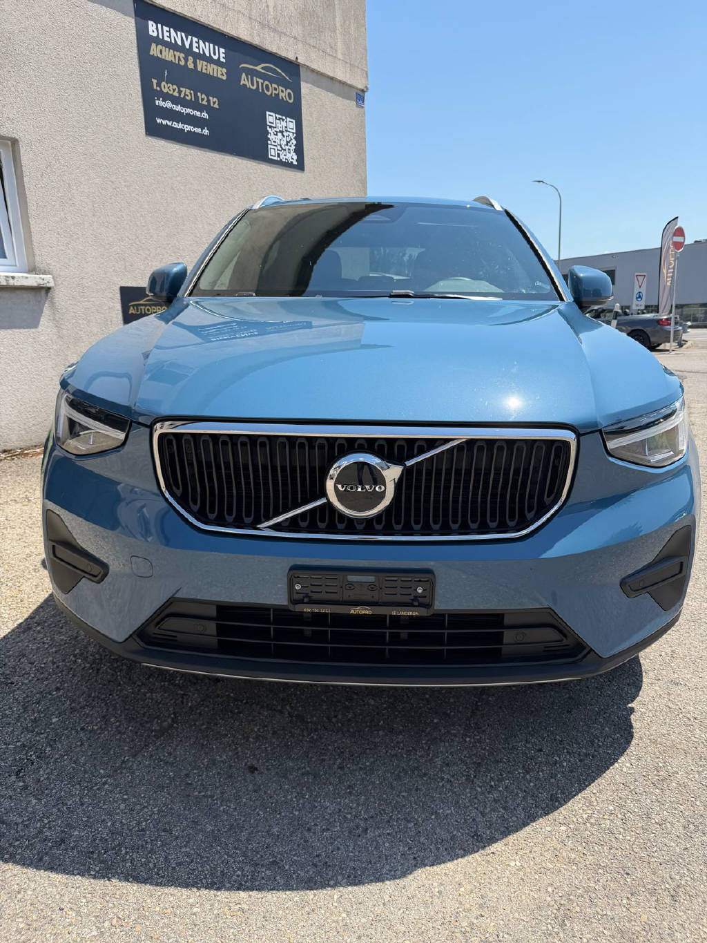 VOLVO XC40 2.0 B3 MH Core-image-1
