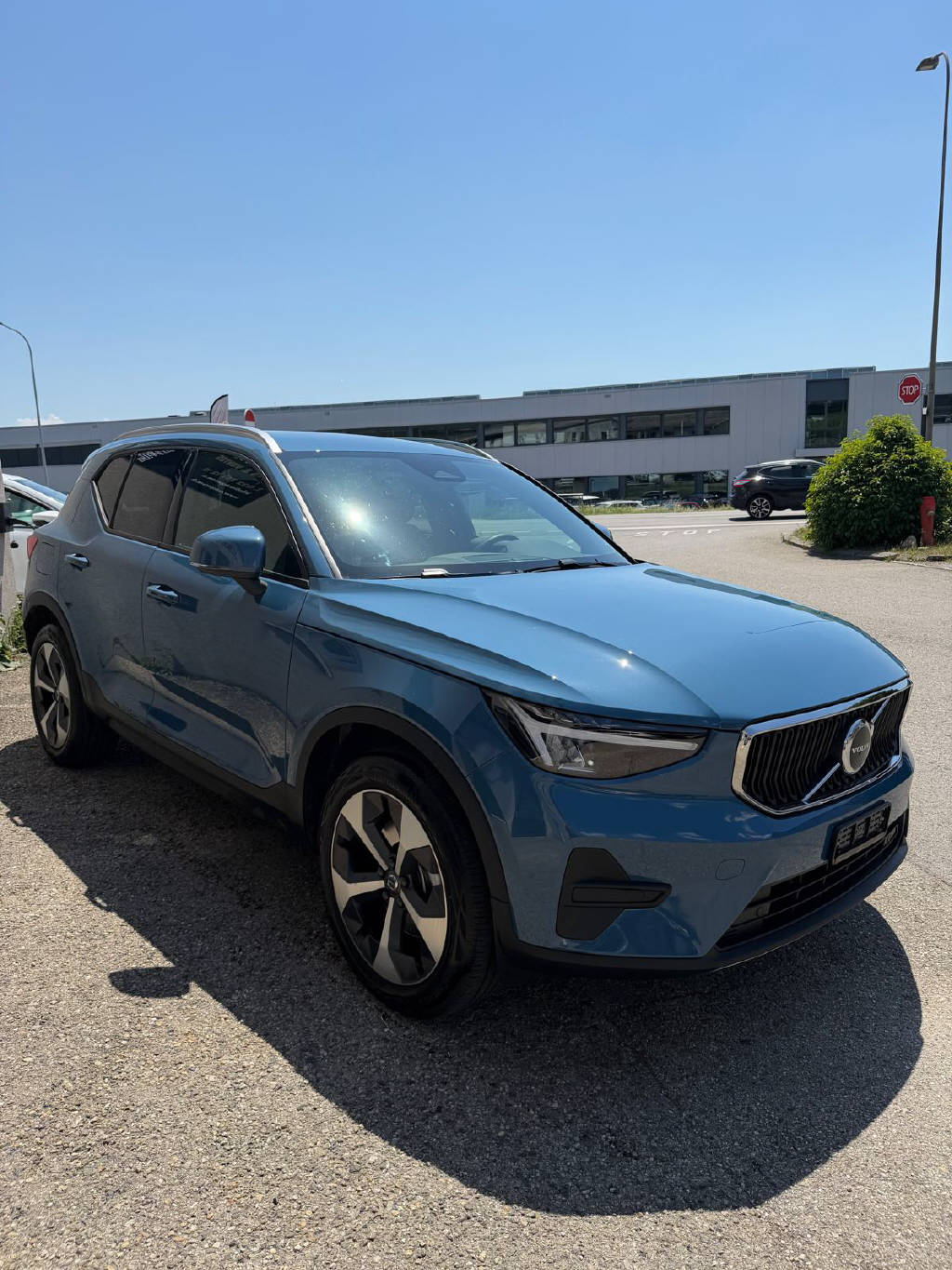 VOLVO XC40 2.0 B3 MH Core-image-2