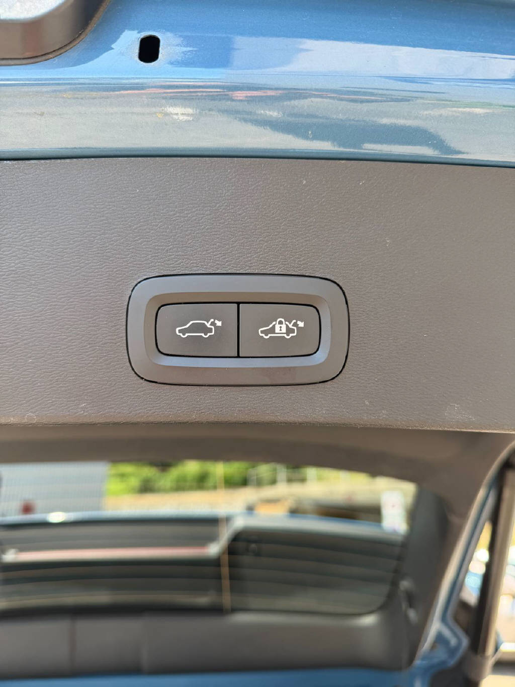 VOLVO XC40 2.0 B3 MH Core-image-8