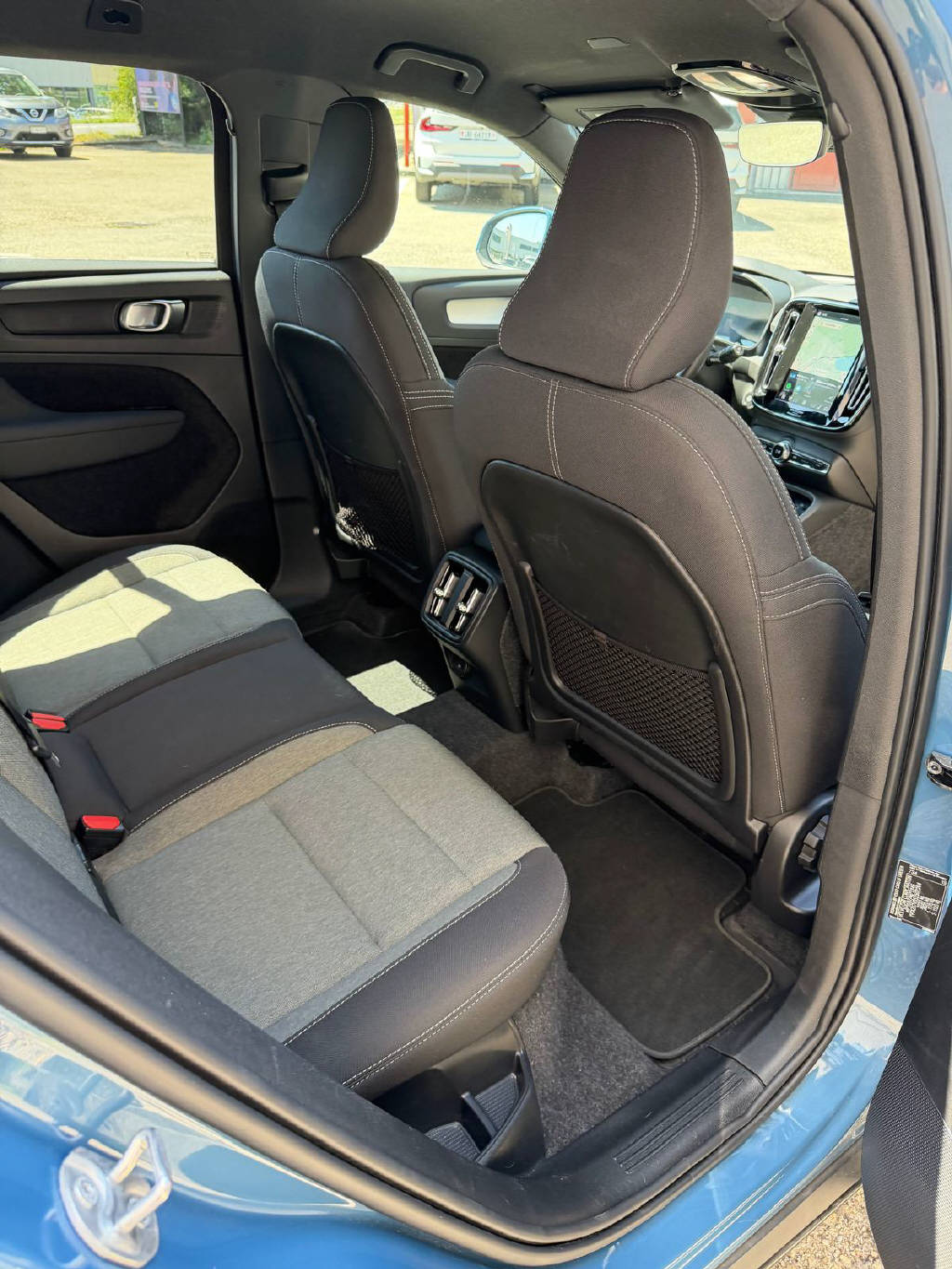 VOLVO XC40 2.0 B3 MH Core-image-15