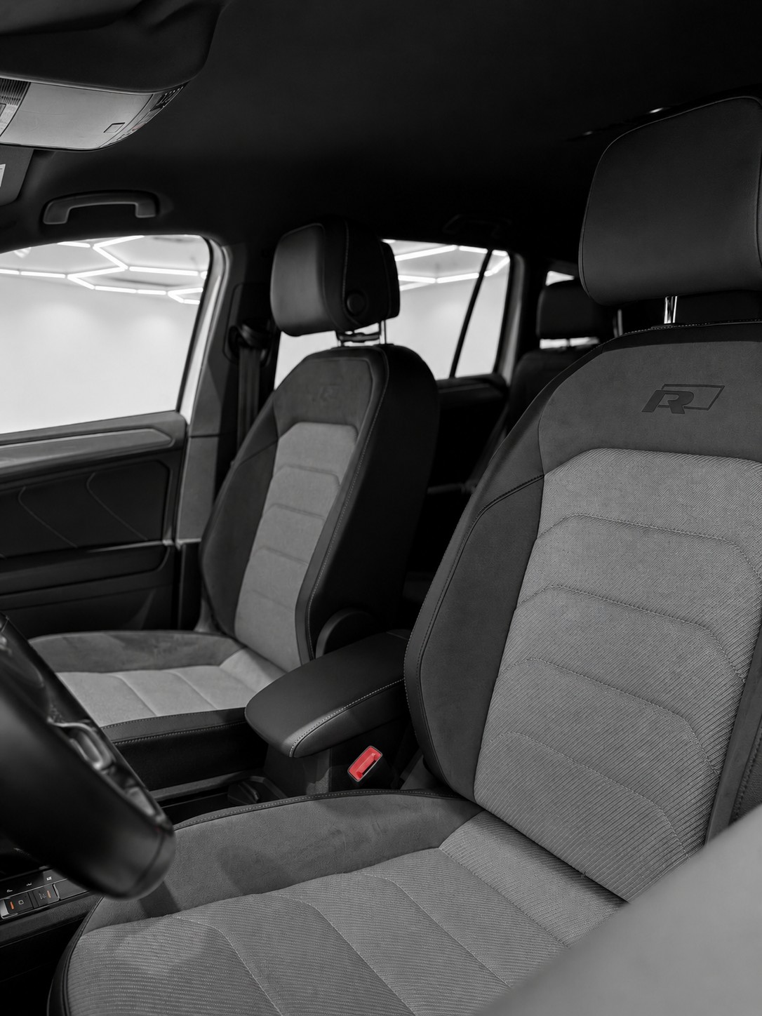 VW Tiguan 2.0TSI Highline 4Motion DSG-image-7