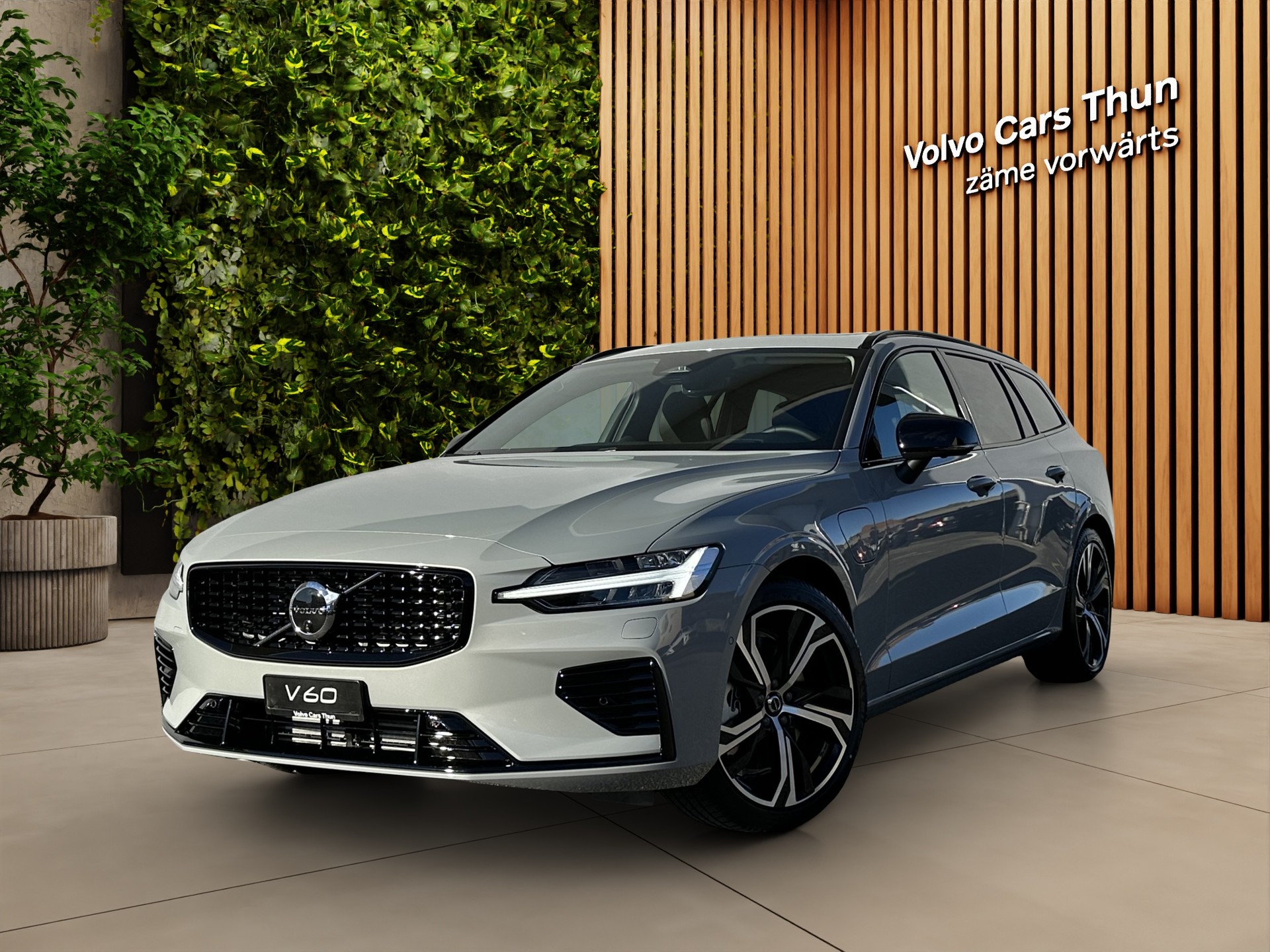 VOLVO V60 2.0 T8 TE Ultra Dark eAWD-image-0