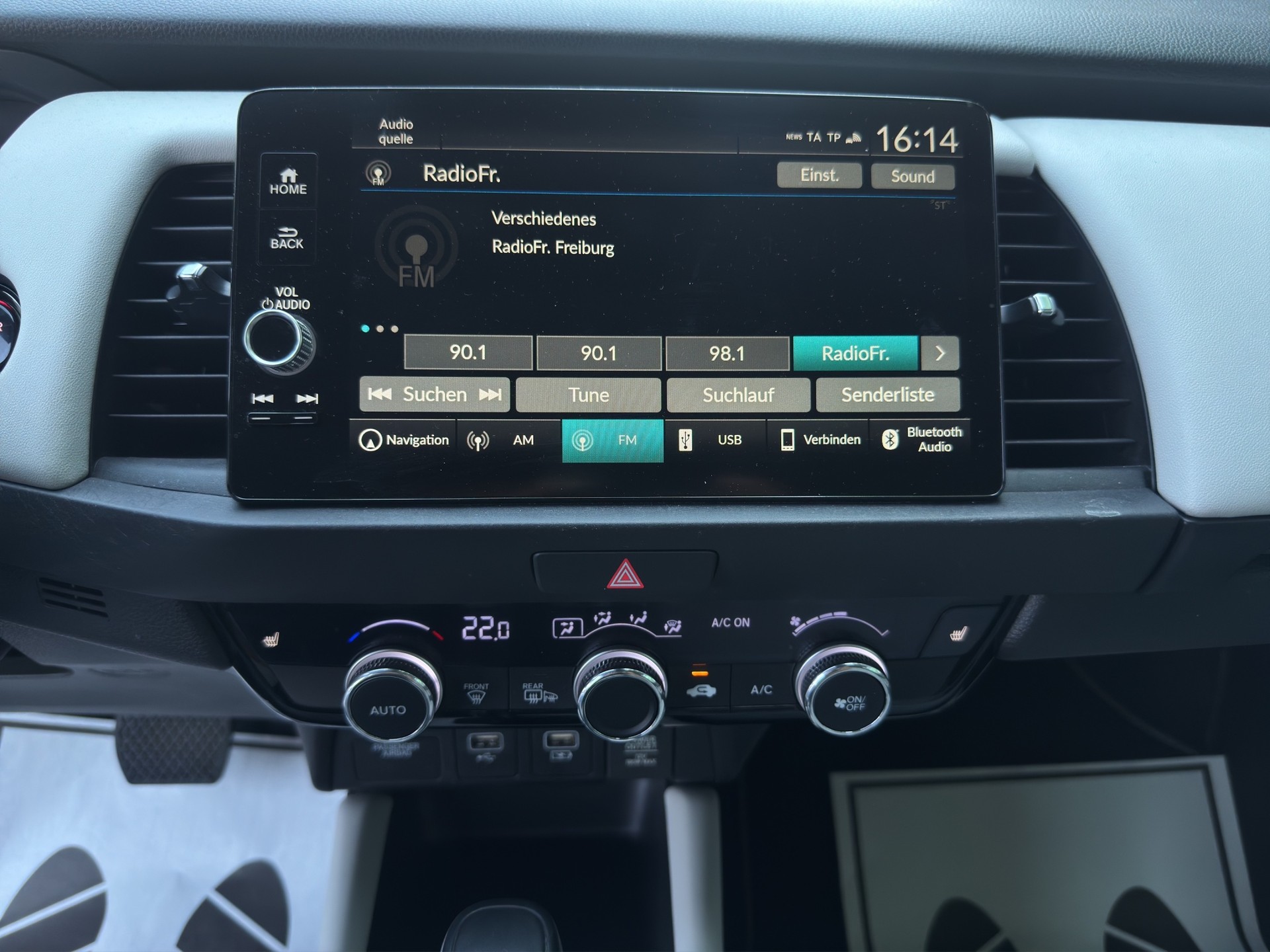 HONDA Jazz 1.5i-MMD Comfort E-CVT-image-13