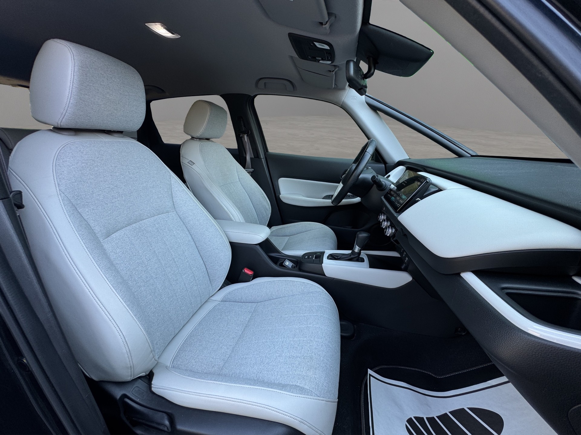 HONDA Jazz 1.5i-MMD Comfort E-CVT-image-14