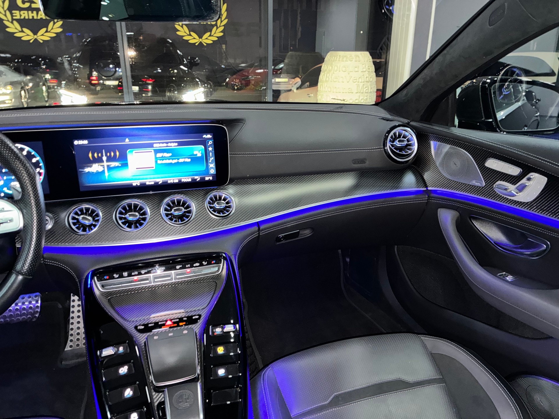 MERCEDES-BENZ AMG GT 4 63 S 4Matic+ Speedshift MCT-image-10