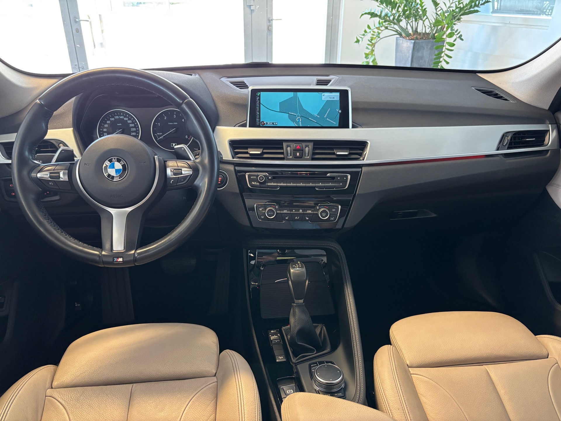 BMW X1 xDrive 20d M Sport Steptronic-image-12