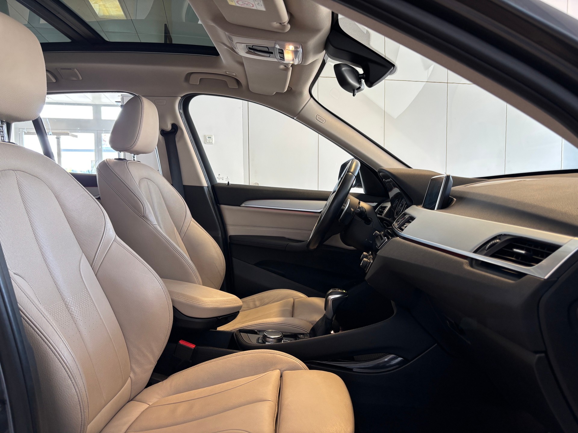 BMW X1 xDrive 20d M Sport Steptronic-image-9