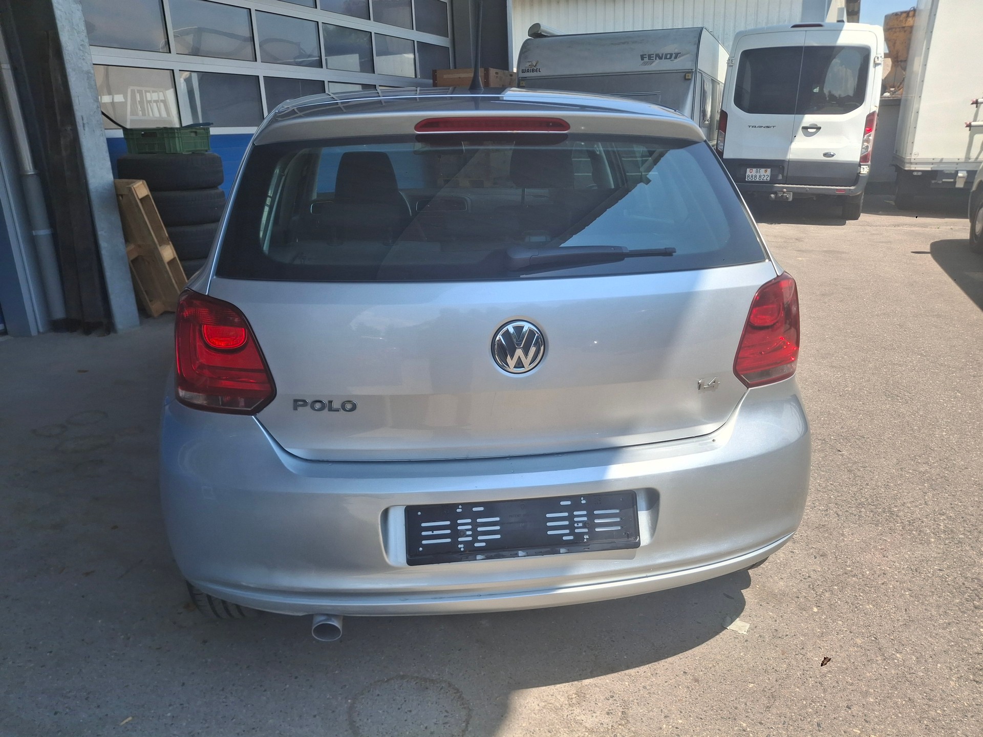 VW Polo 1.4 16V Trendline-image-2