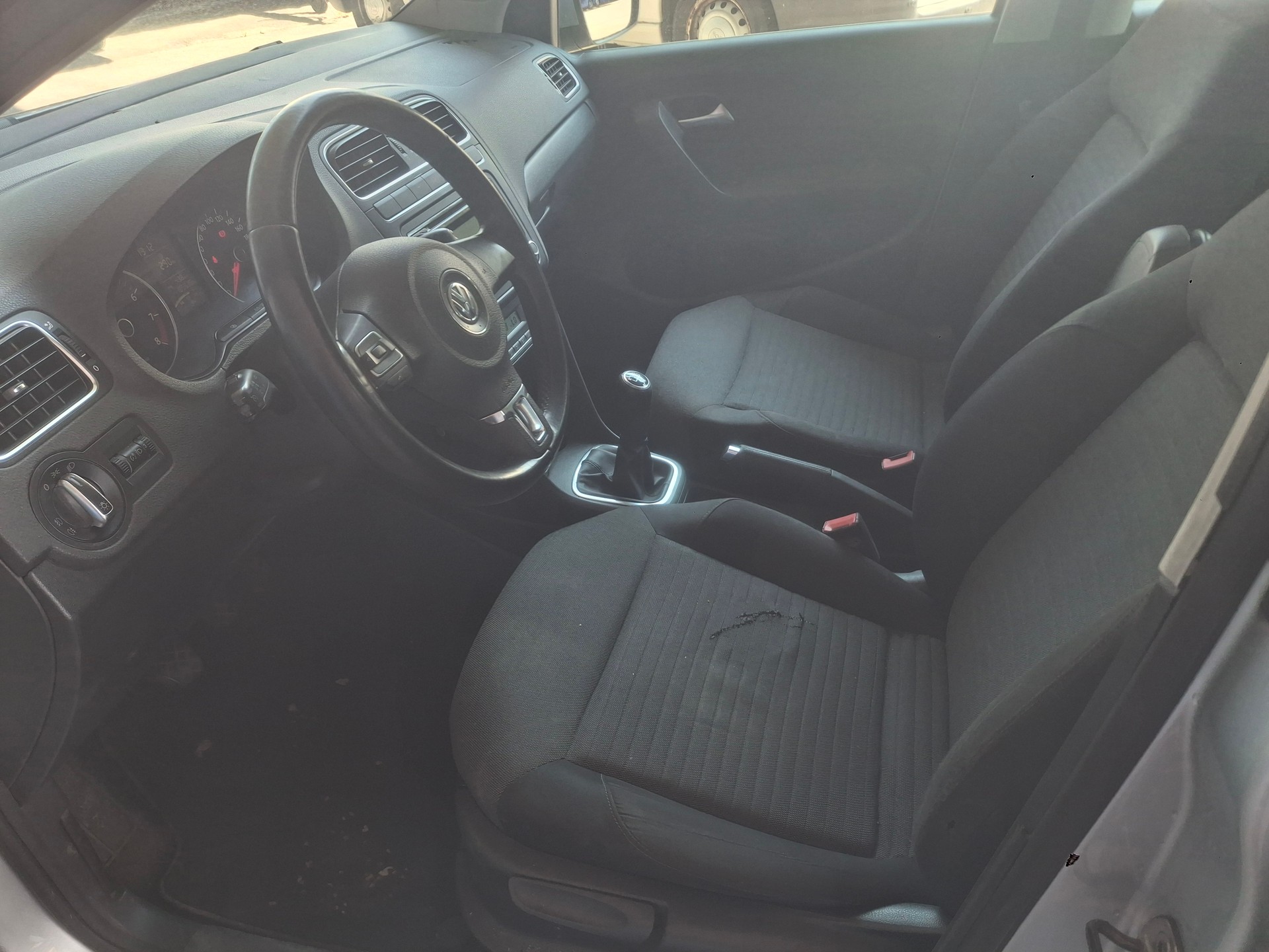 VW Polo 1.4 16V Trendline-image-4