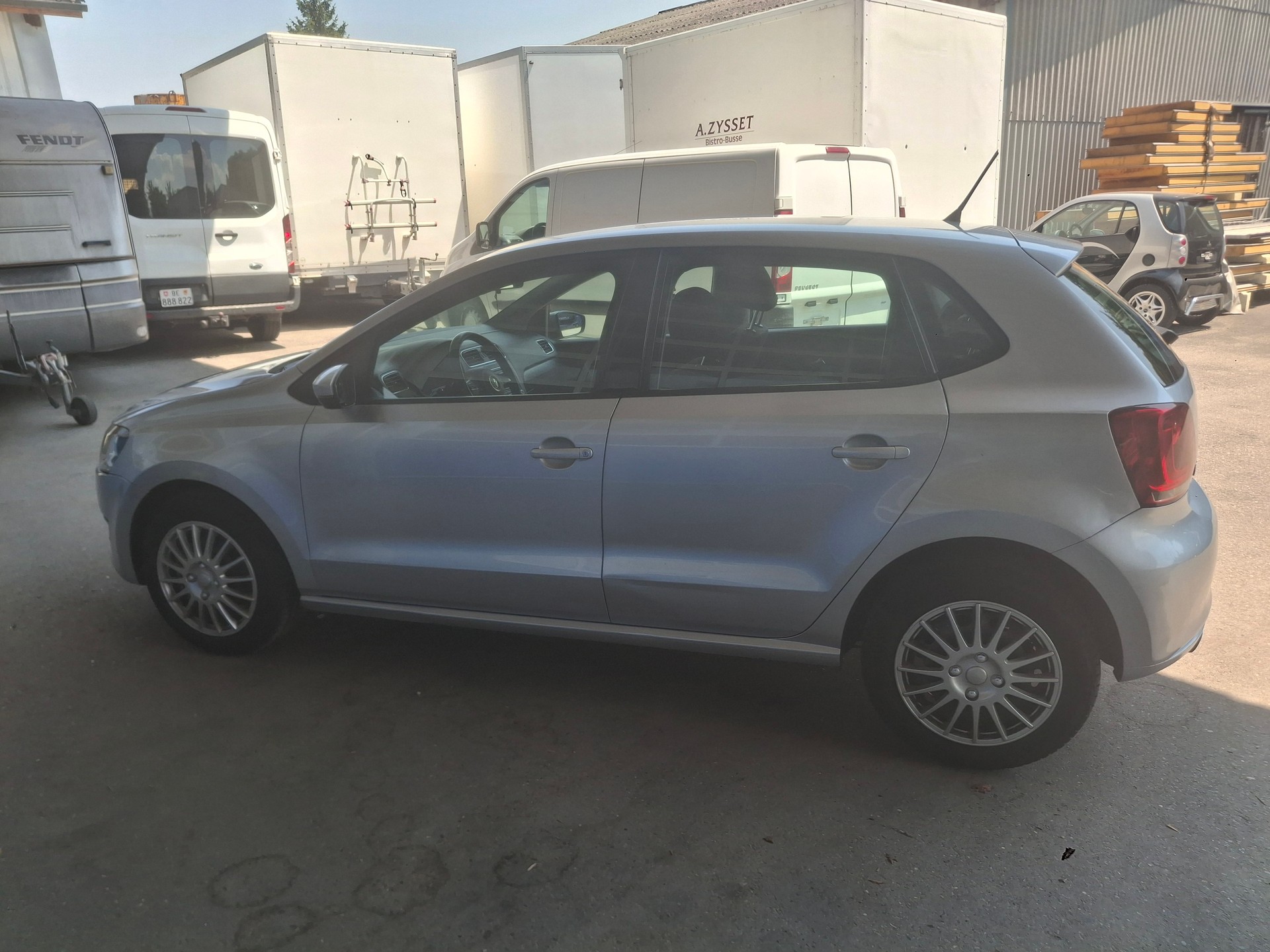 VW Polo 1.4 16V Trendline-image-3