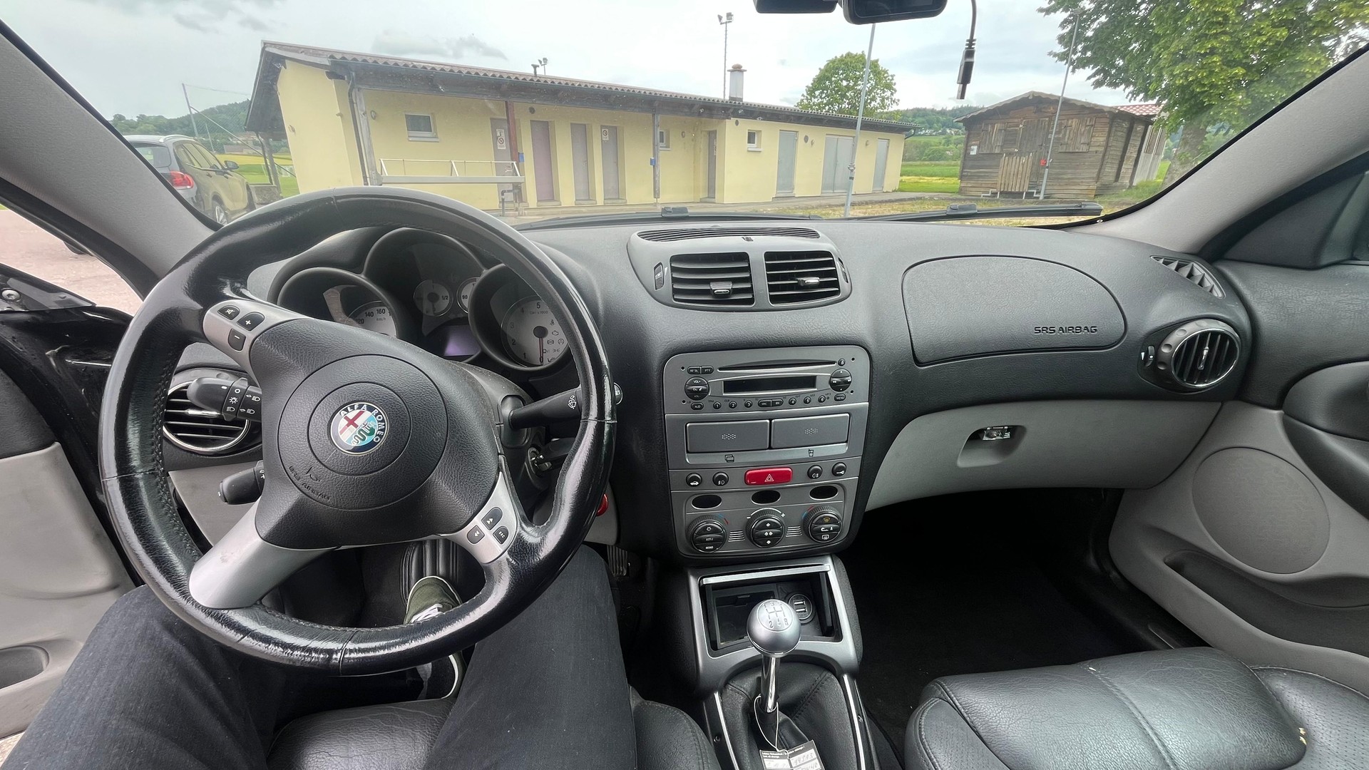 ALFA ROMEO 2.0 JTS Distinctive-image-3