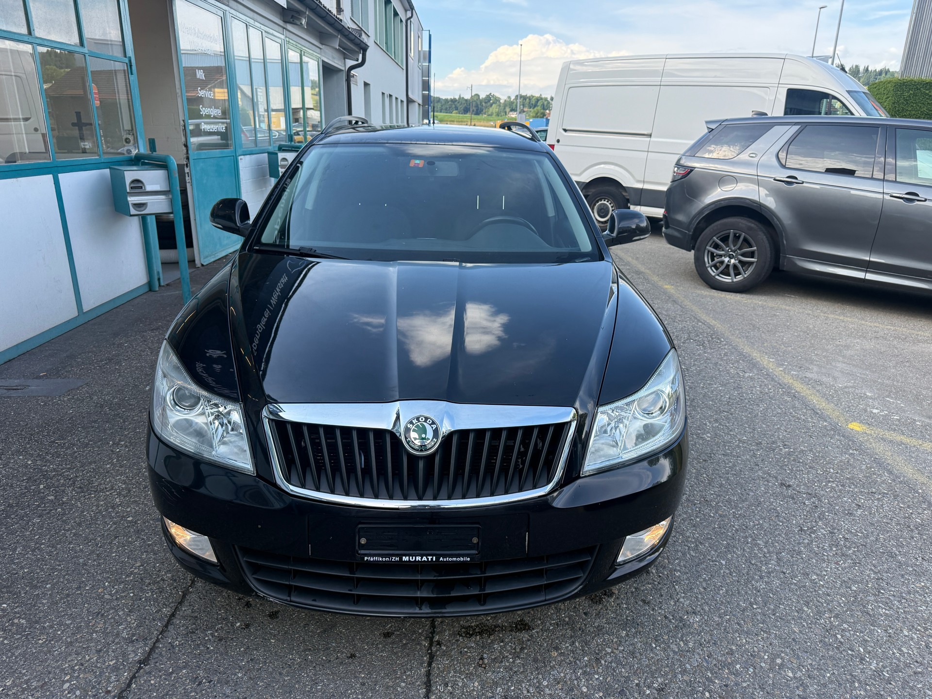 SKODA Octavia Combi 1.8 TSI 50Years 4x4-image-0