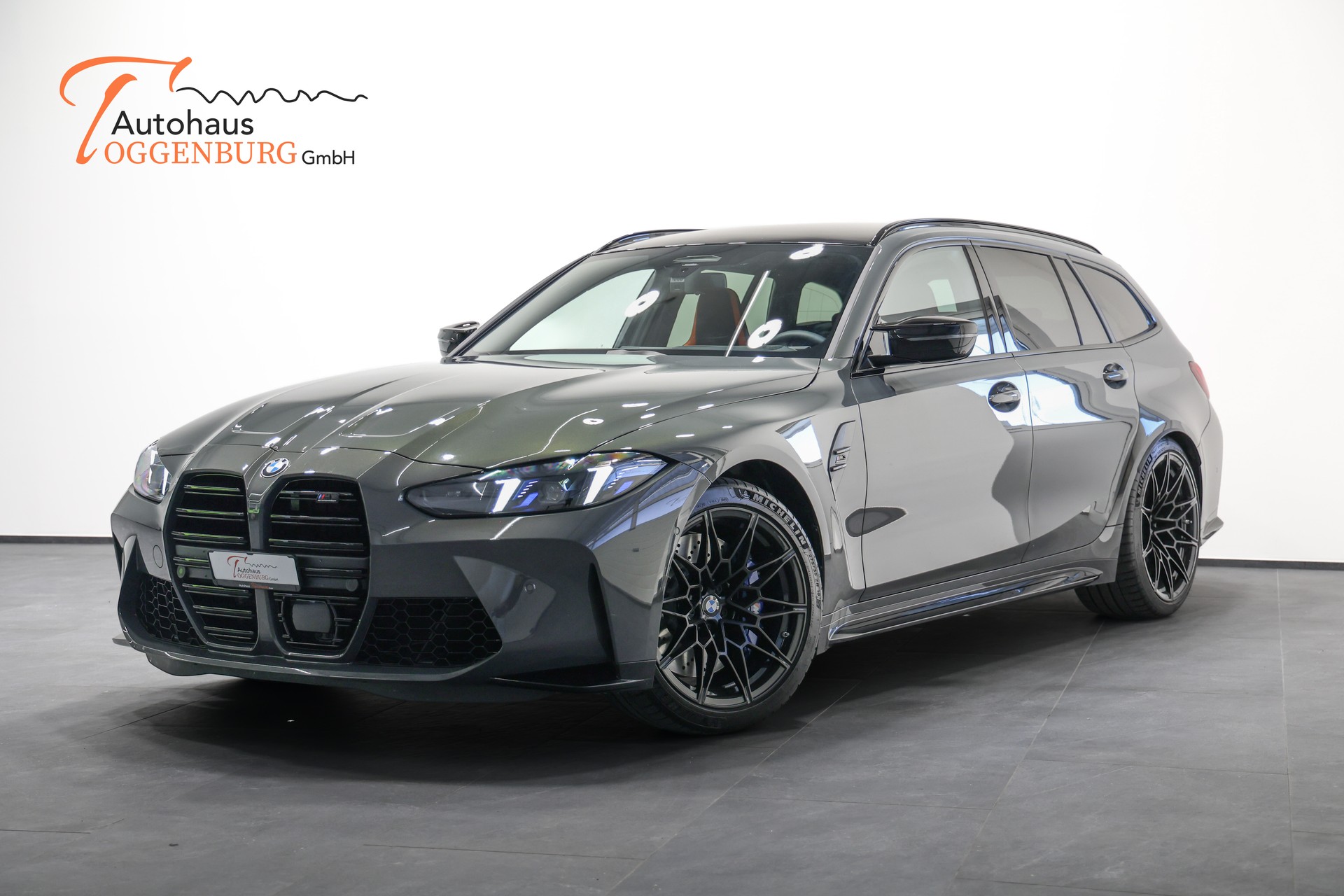 BMW M3 Touring xDrive Competition M LCI *Werksgarantie bis 07.2028*Individual Dravitgrau*Carbonschalensitze*-image-0