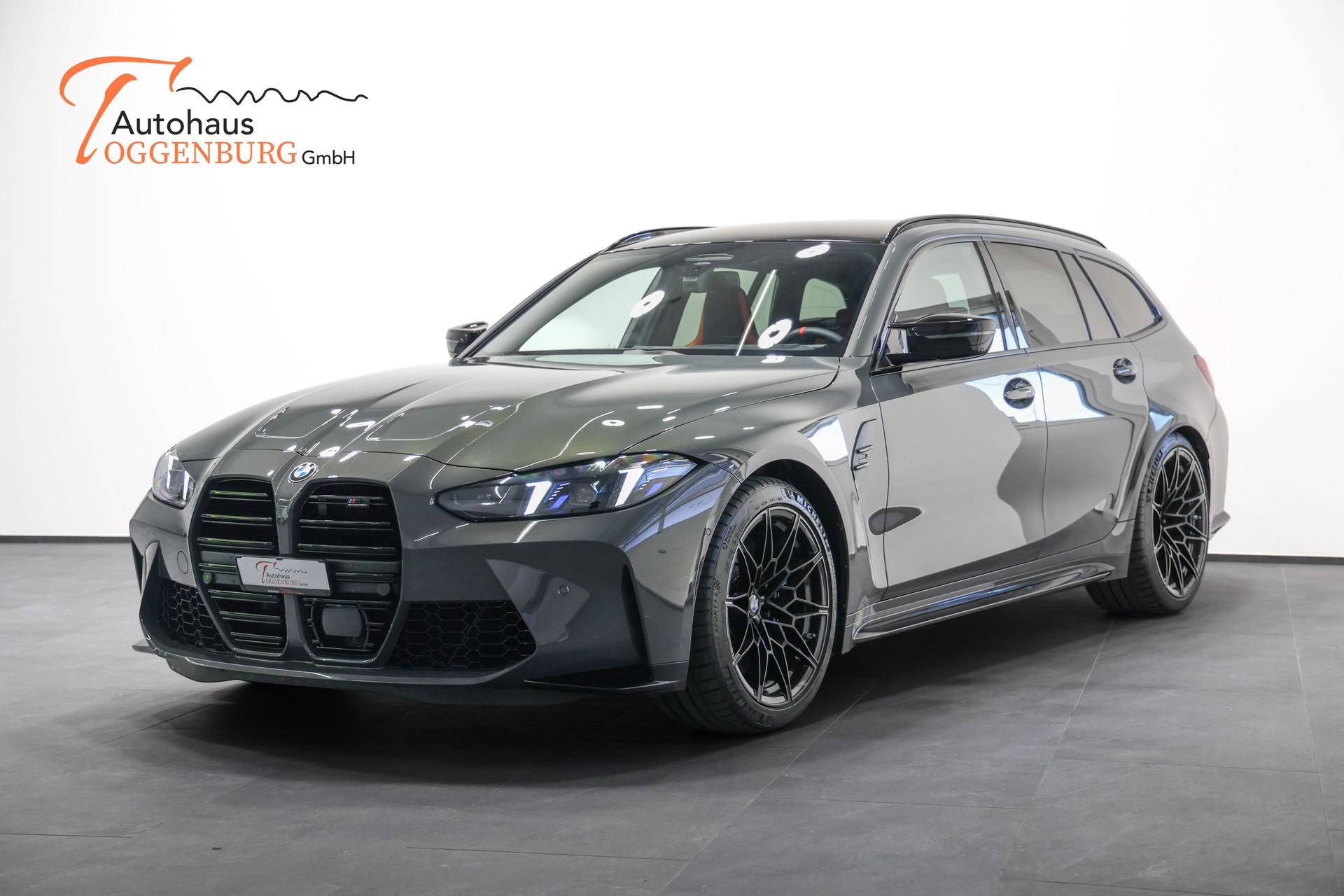 BMW M3 Touring xDrive Competition M LCI *Werksgarantie bis 07.2028*Individual Dravitgrau*Carbonschalensitze*-image-1