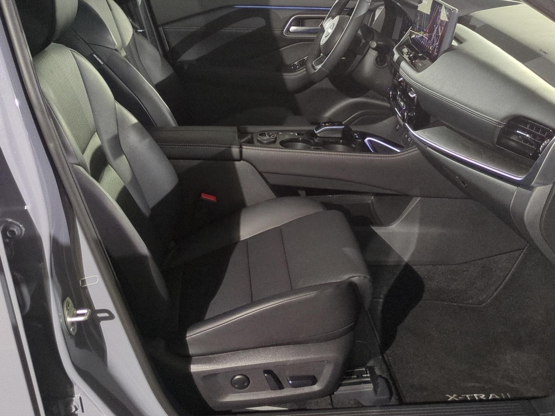 NISSAN X-Trail 1.5 VC-T e-Power 4WD 7 Sitze Tekna-image-16