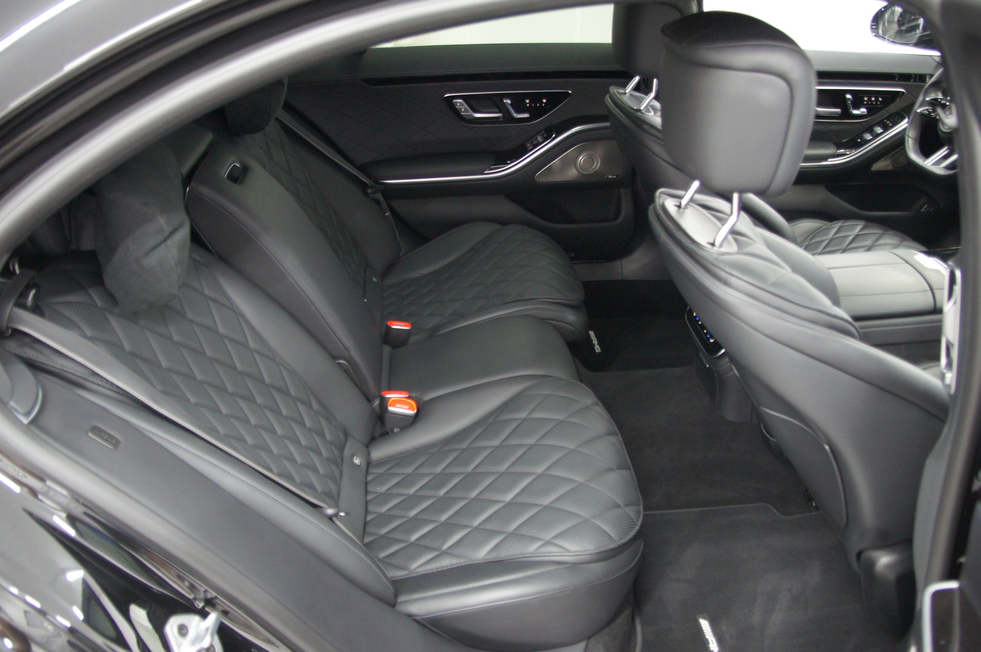 MERCEDES-BENZ S 580 L 4Matic AMG Line 9G-Tronic-image-14