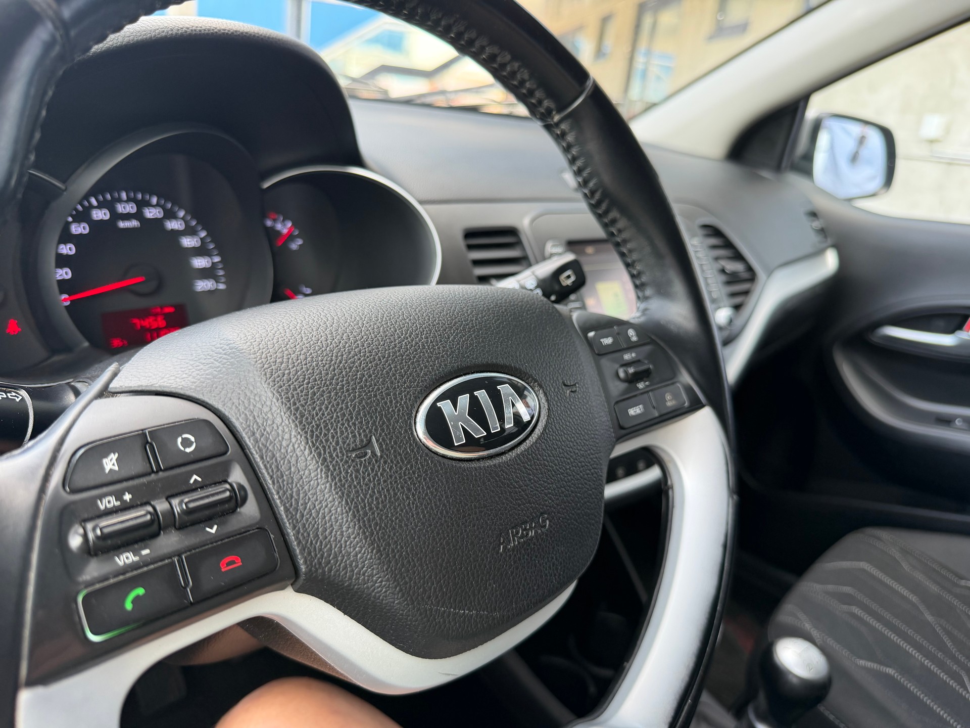 KIA Picanto 1.2 CVVT Trend-image-12