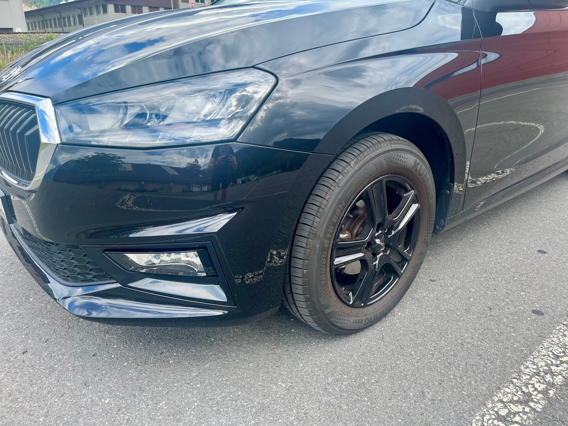 SKODA 1.0 MPI Essence-image-9