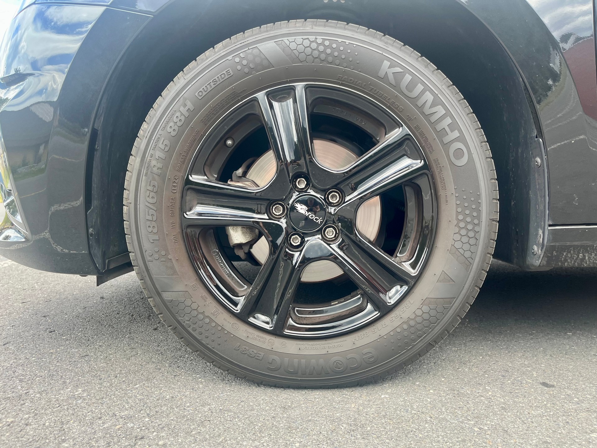 SKODA 1.0 MPI Essence-image-8