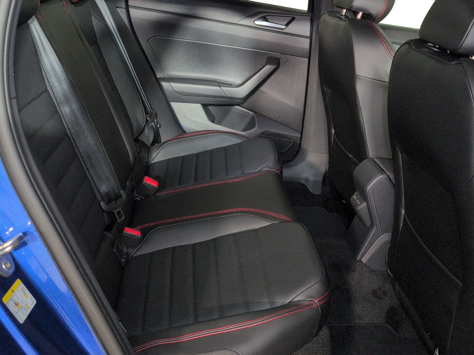 VW Polo 2.0 TSI GTI DSG-image-8