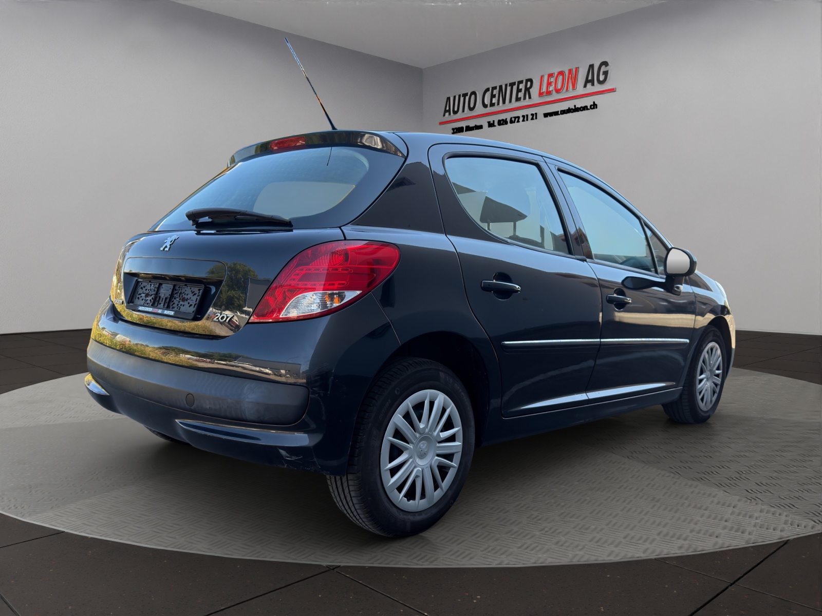 PEUGEOT 207 1.4 16V Allure-image-5