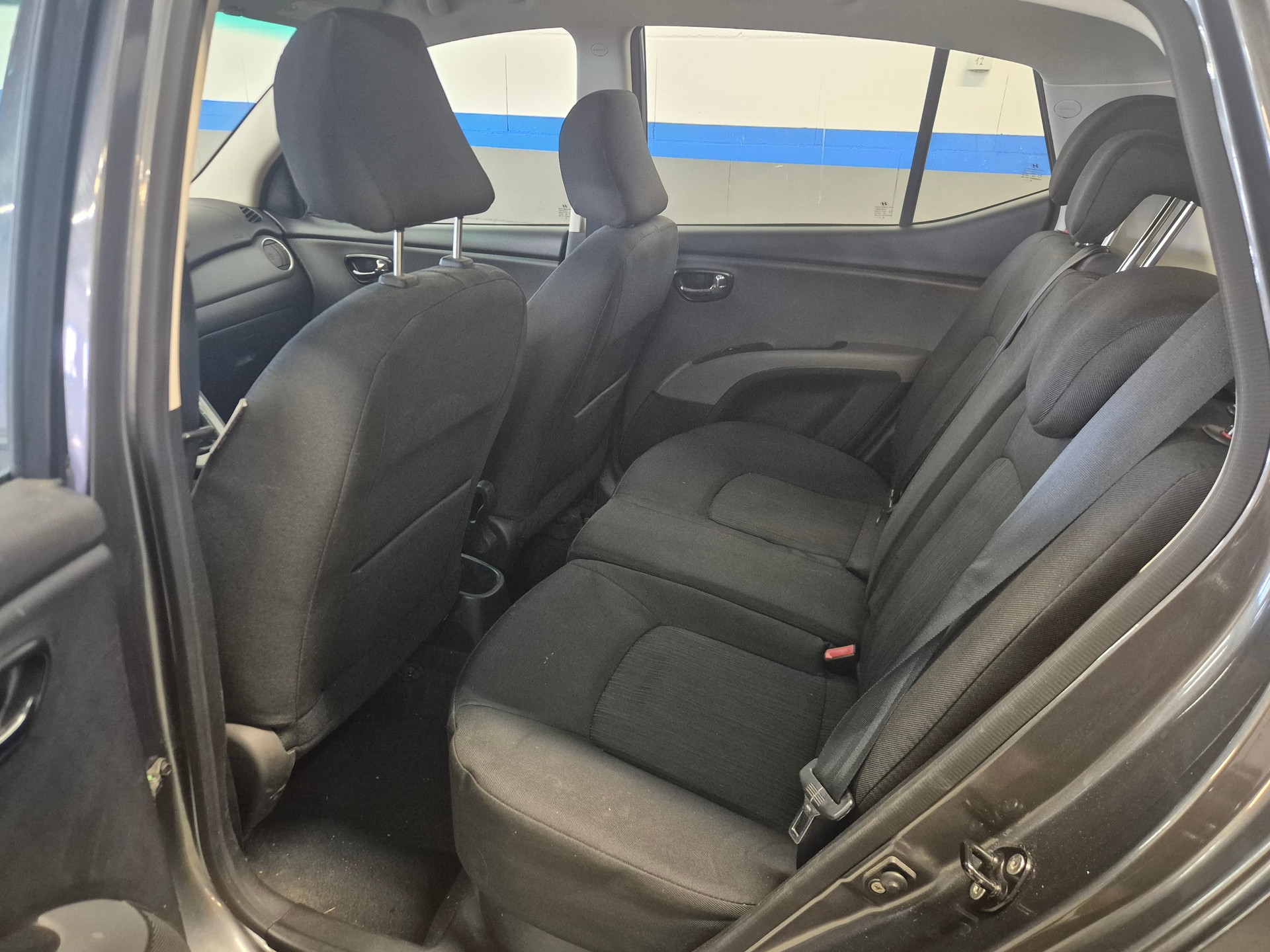 HYUNDAI i10 1.2 Style-image-11
