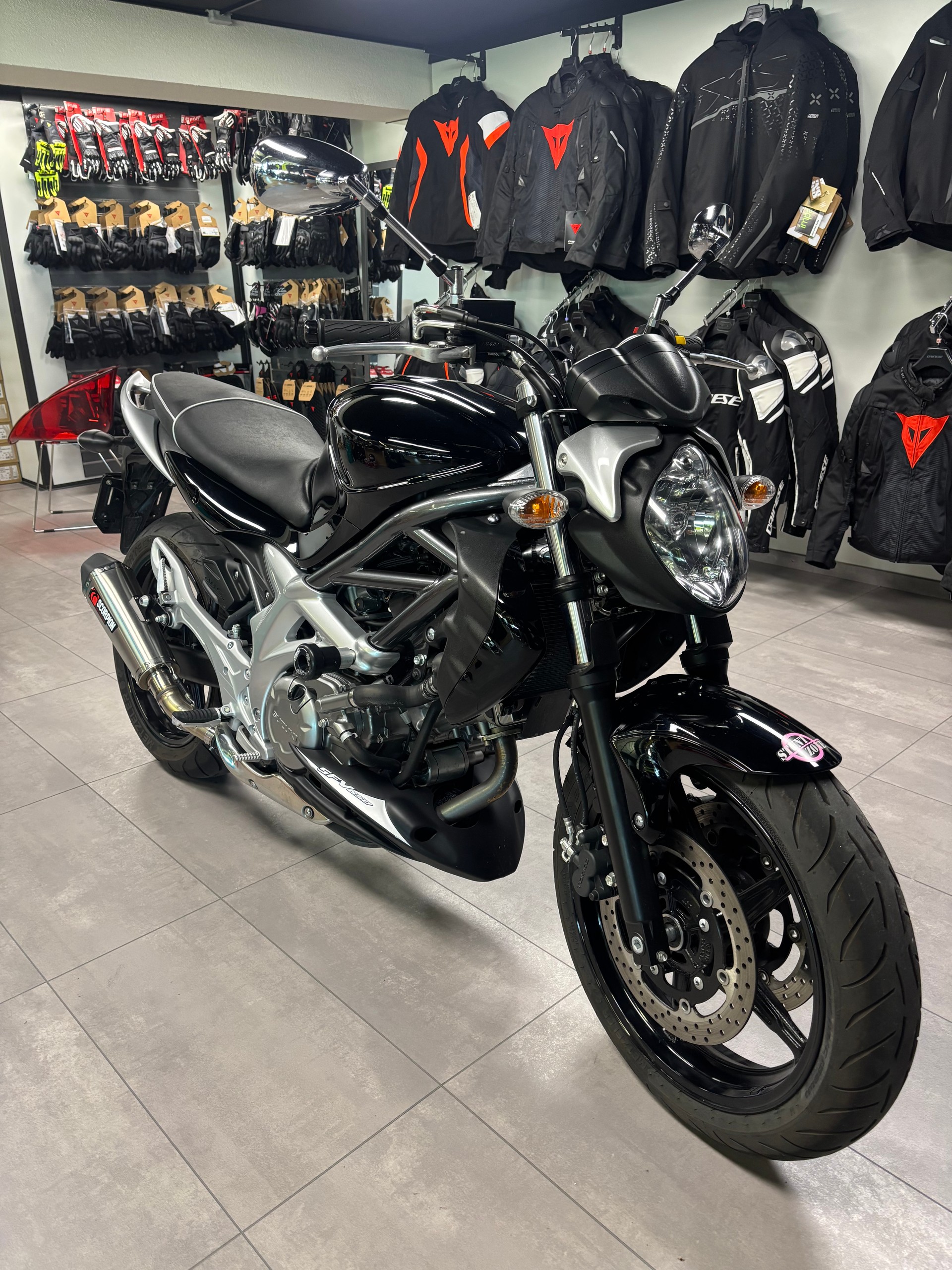 SUZUKI SFV 650 Gladius ABS-image-2