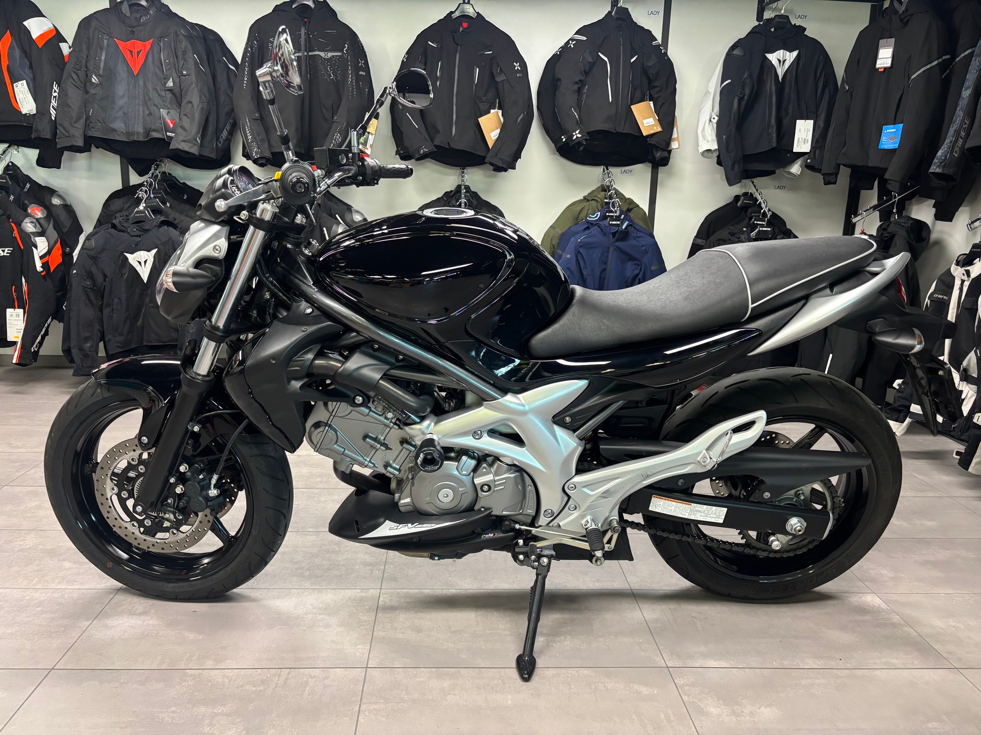 SUZUKI SFV 650 Gladius ABS-image-1