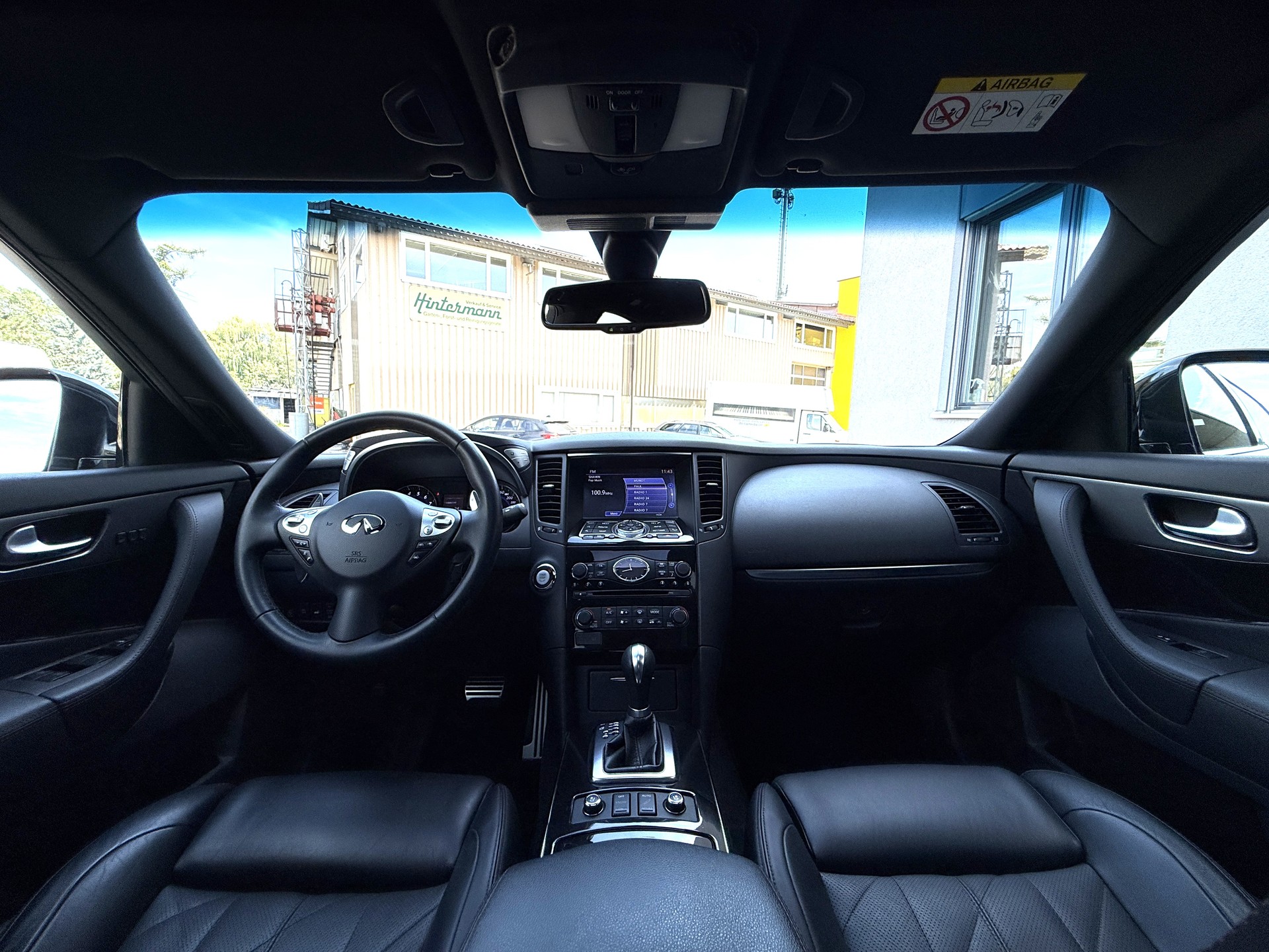 INFINITI QX70 3.7 S Premium AWD Automatic - *2.HAND* - *VOLLAUSSTATTUNG* - *8-FACH 21" RÄDER* - *GARANTIE*-image-22