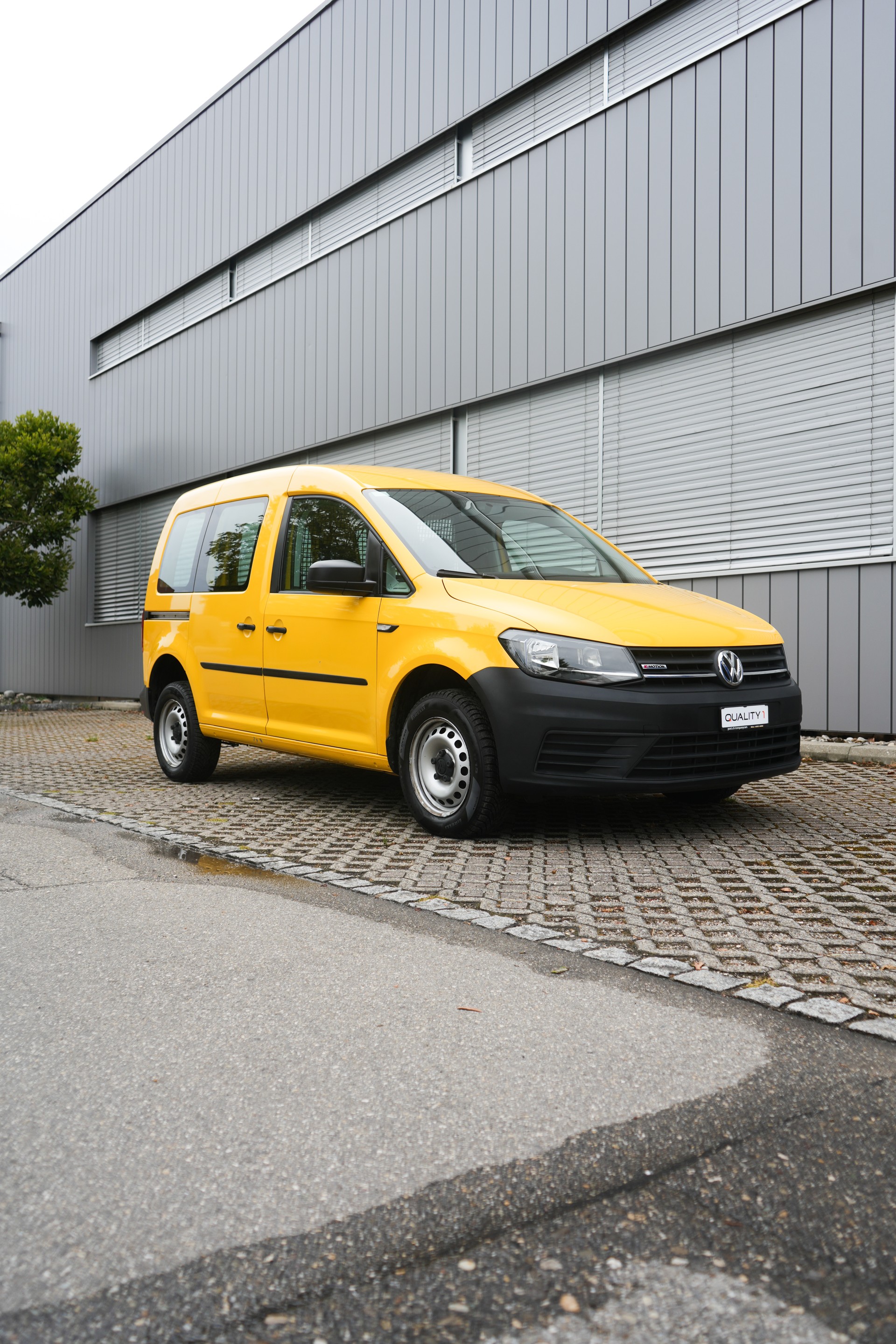 VW Caddy 2.0TDI 4Motion BlueMotion Technology-image-0