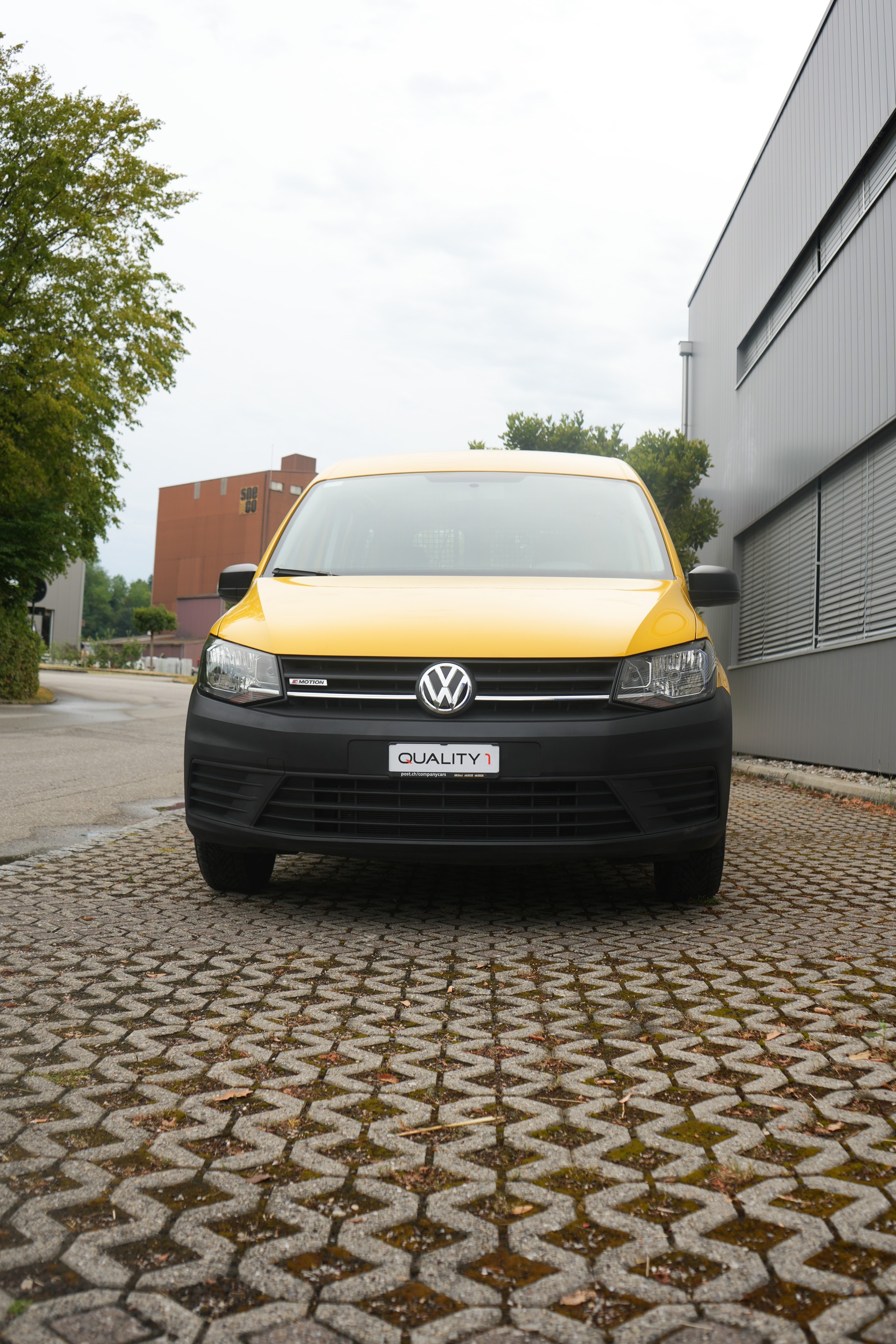 VW Caddy 2.0TDI 4Motion BlueMotion Technology-image-8