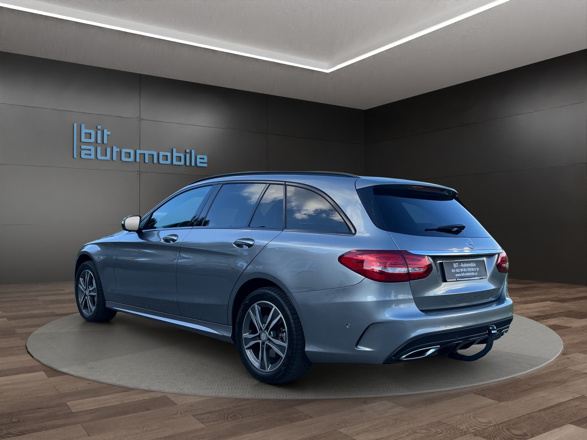 MERCEDES-BENZ C 250 d AMG Line 4Matic 9G-Tronic-image-4