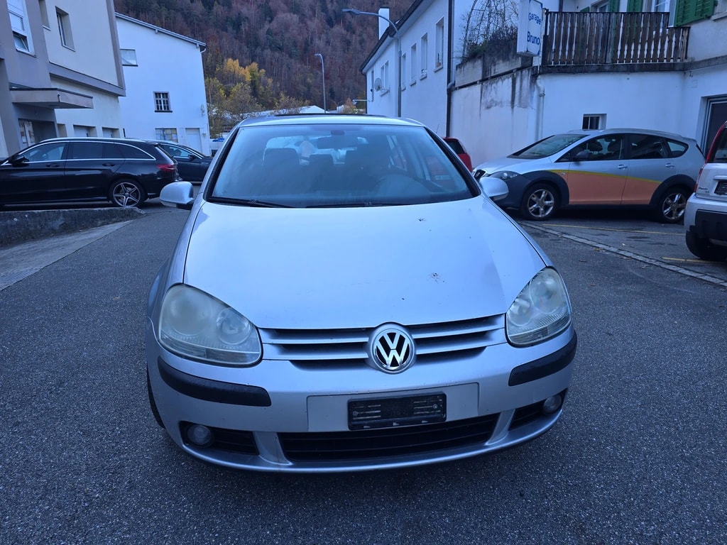 VW Golf 2.0 TDI Comfortline 4Motion-image-3