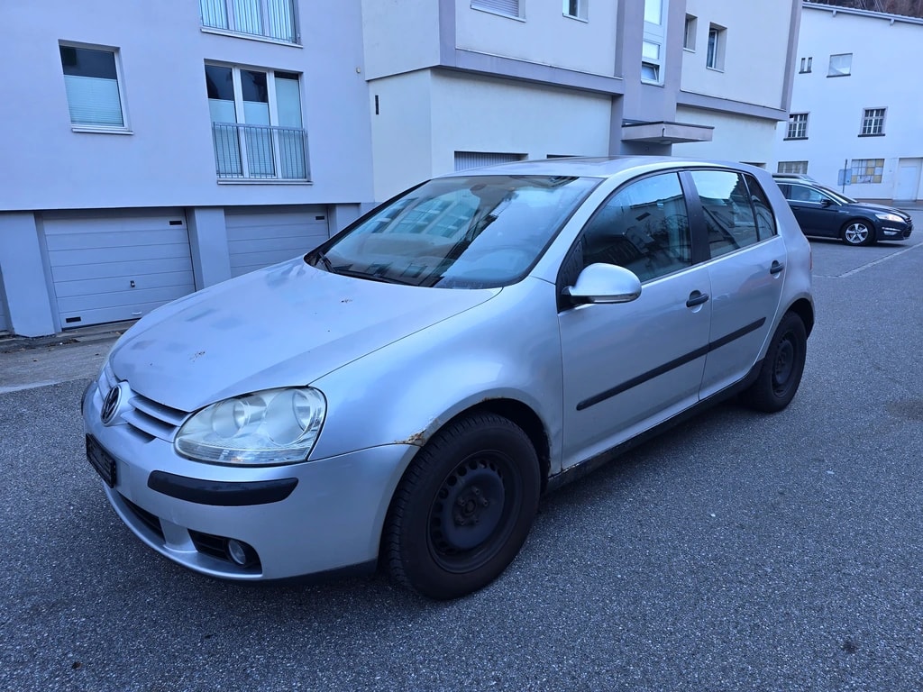VW Golf 2.0 TDI Comfortline 4Motion-image-2