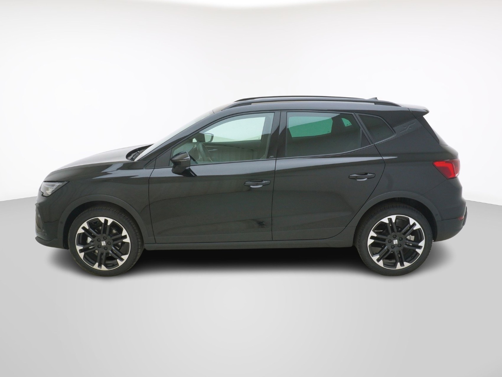 SEAT Arona 1.5 TSI FR DSG-image-1