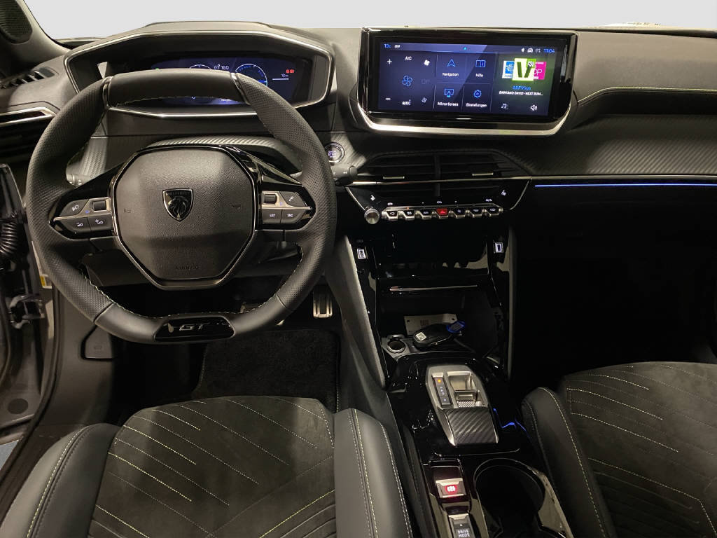 PEUGEOT 2008 e-GT-image-9
