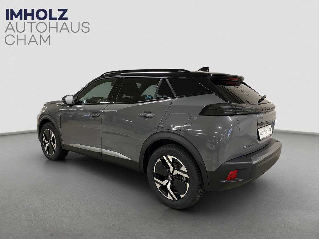 PEUGEOT 2008 e-GT-showroom-element-2