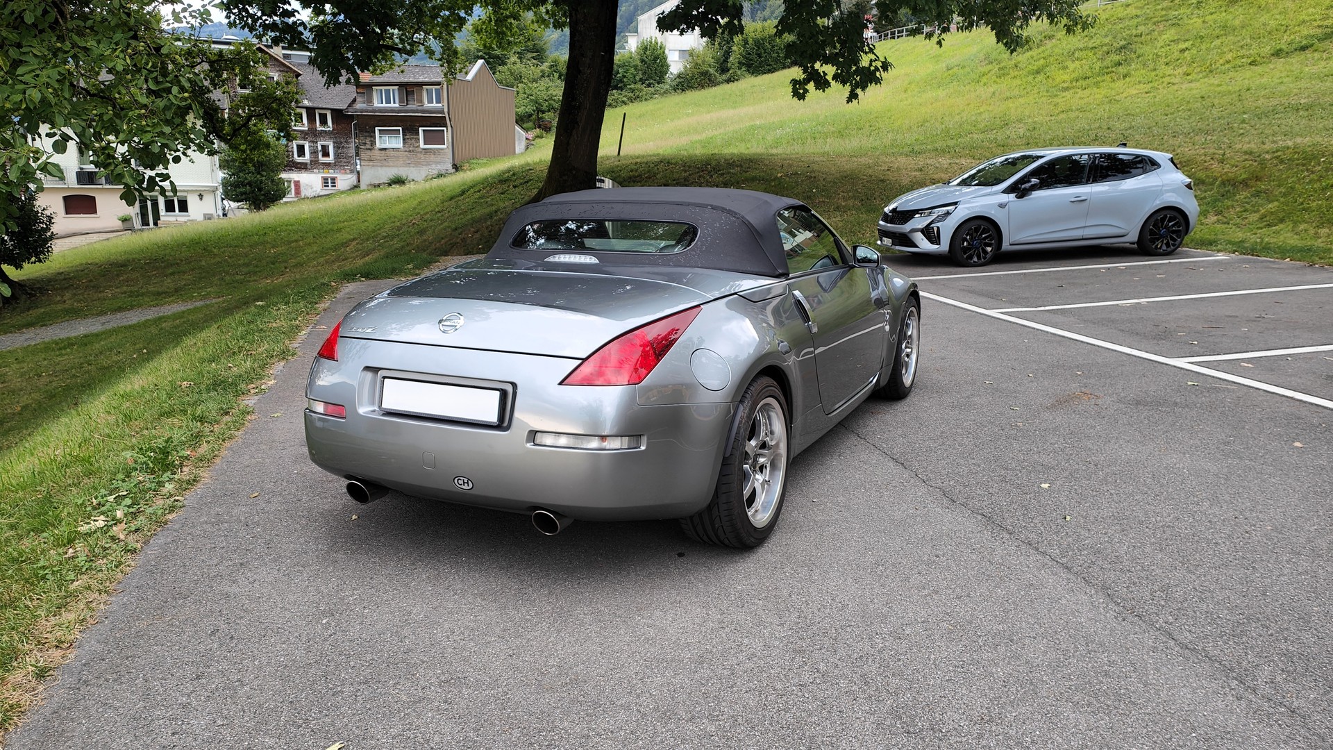 NISSAN 350 Z Roadster-image-7