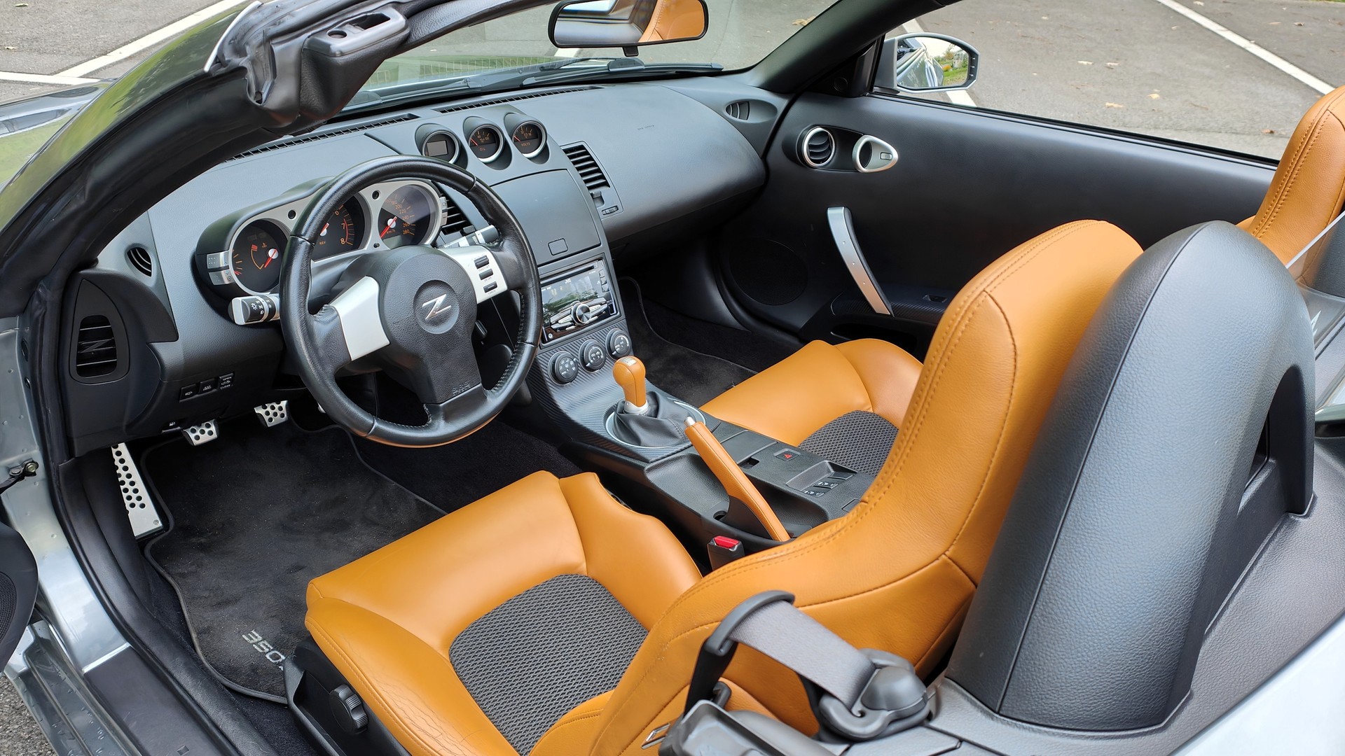 NISSAN 350 Z Roadster-image-9
