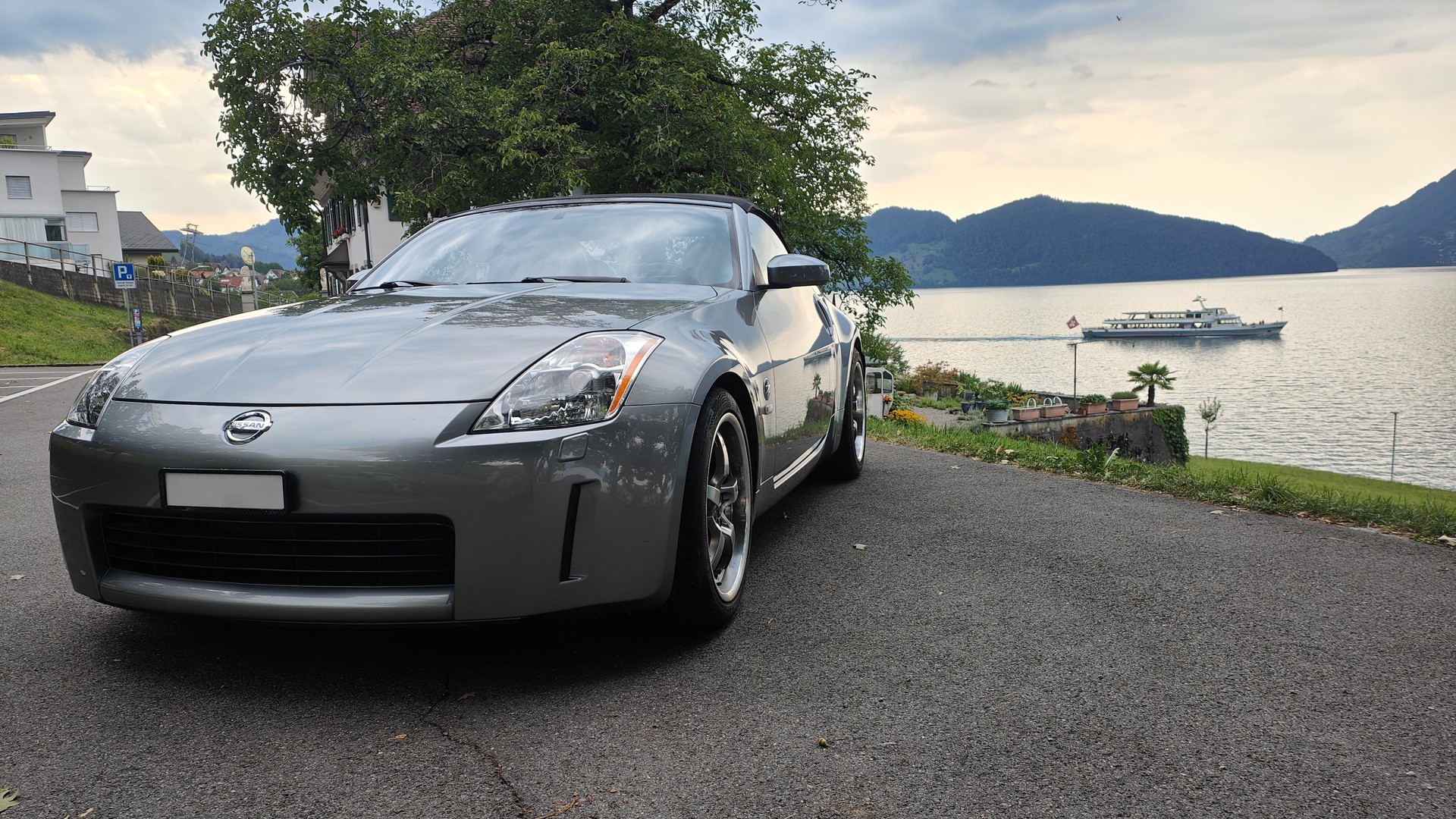 NISSAN 350 Z Roadster-image-2
