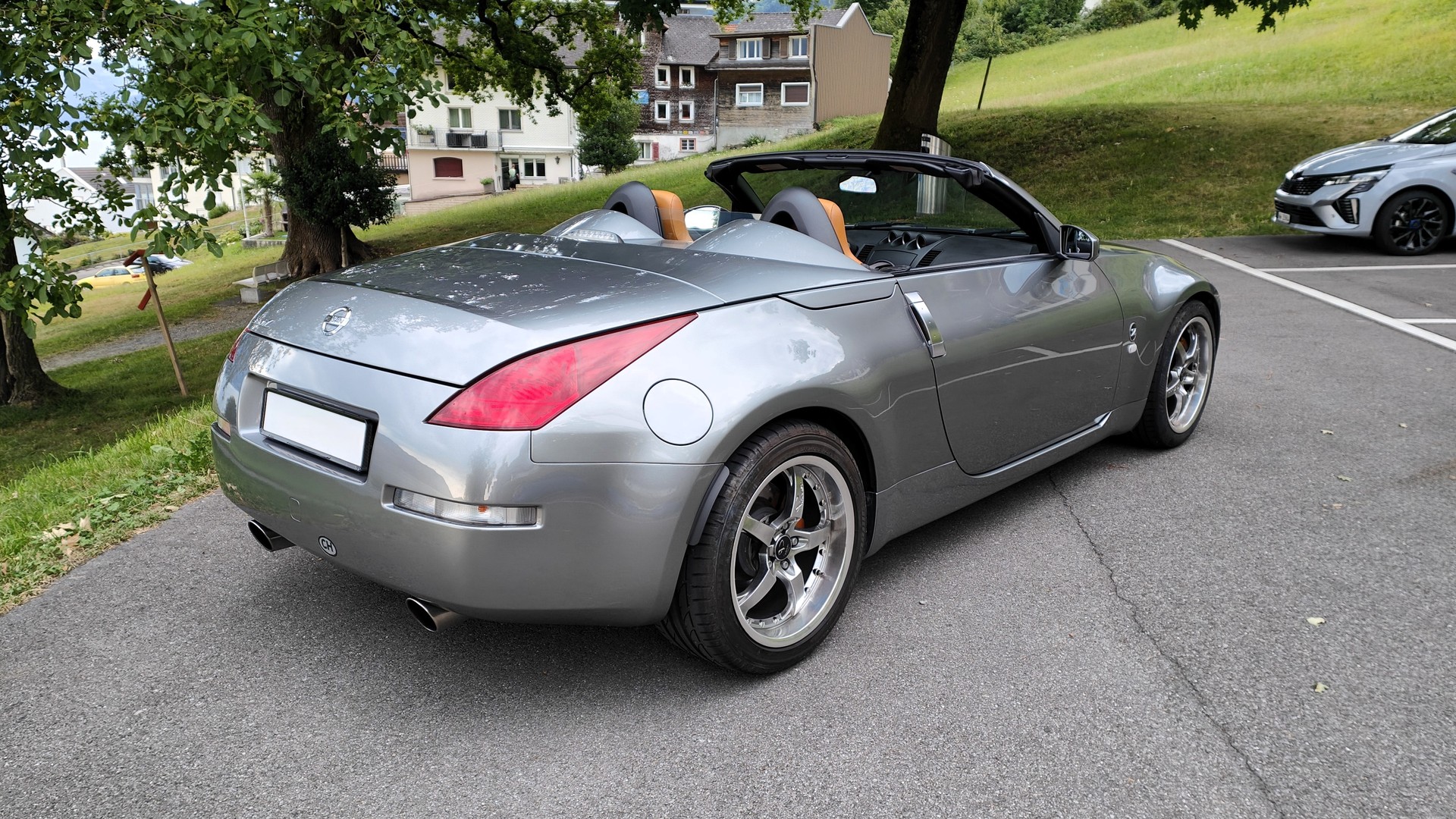 NISSAN 350 Z Roadster-image-6