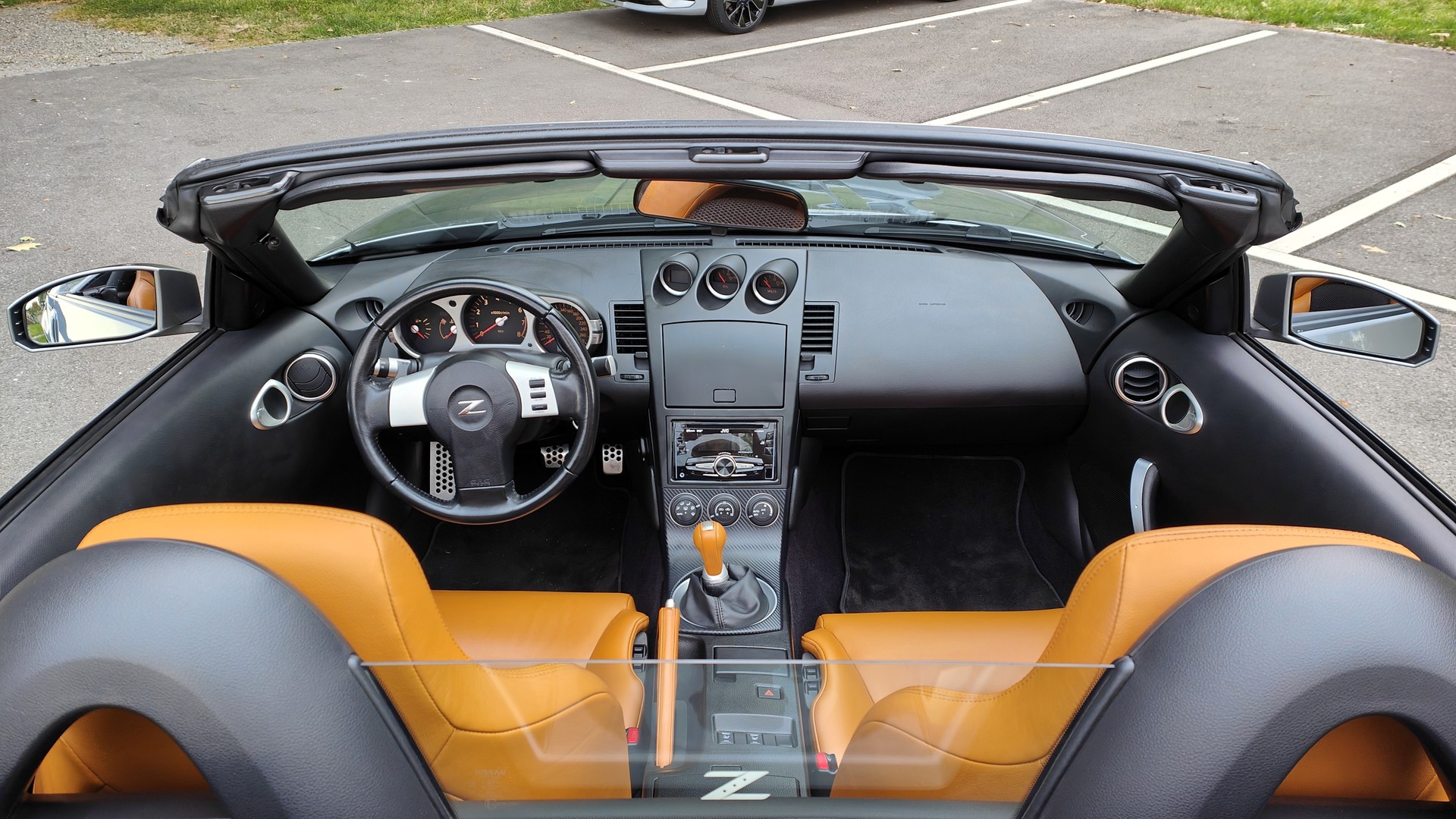 NISSAN 350 Z Roadster-image-10
